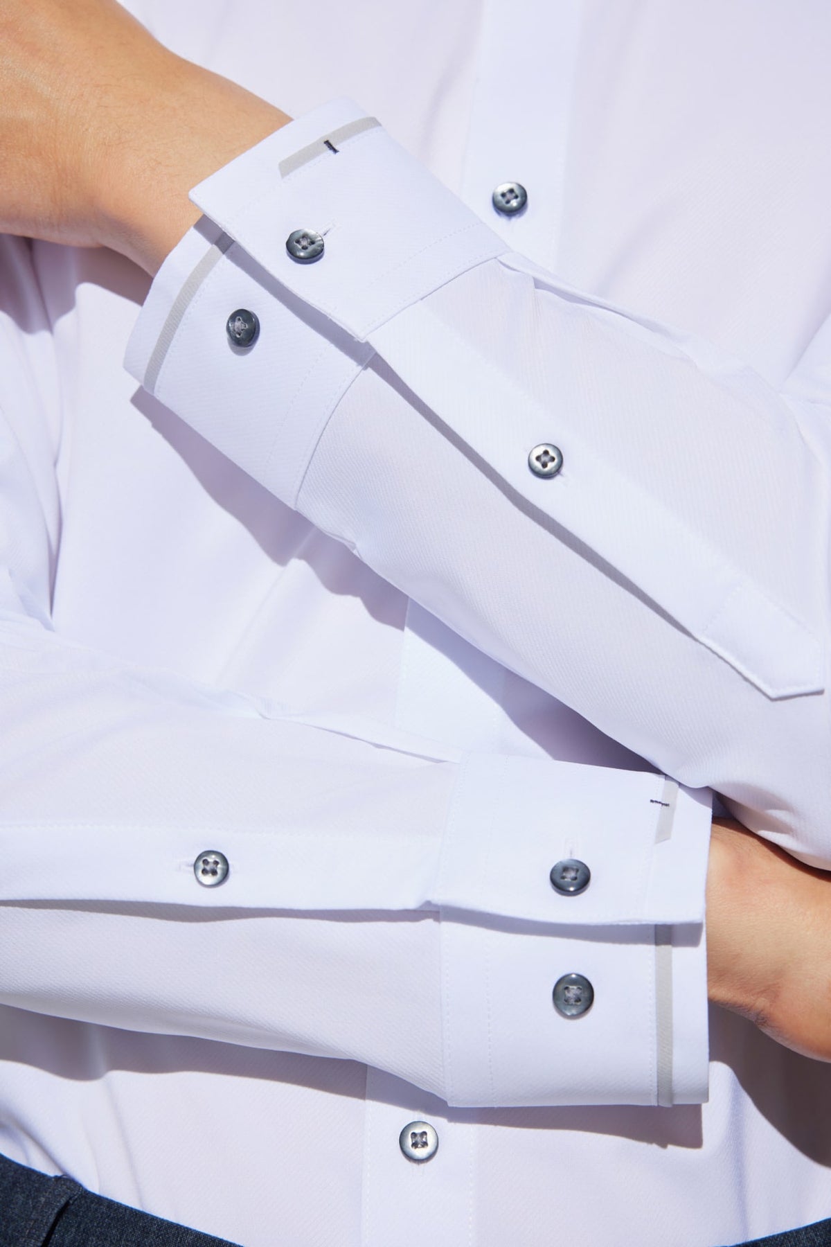 G2000 - Shirts - Non-Iron Dry Stretch Smart Fit Twill Shirt with Design Detail