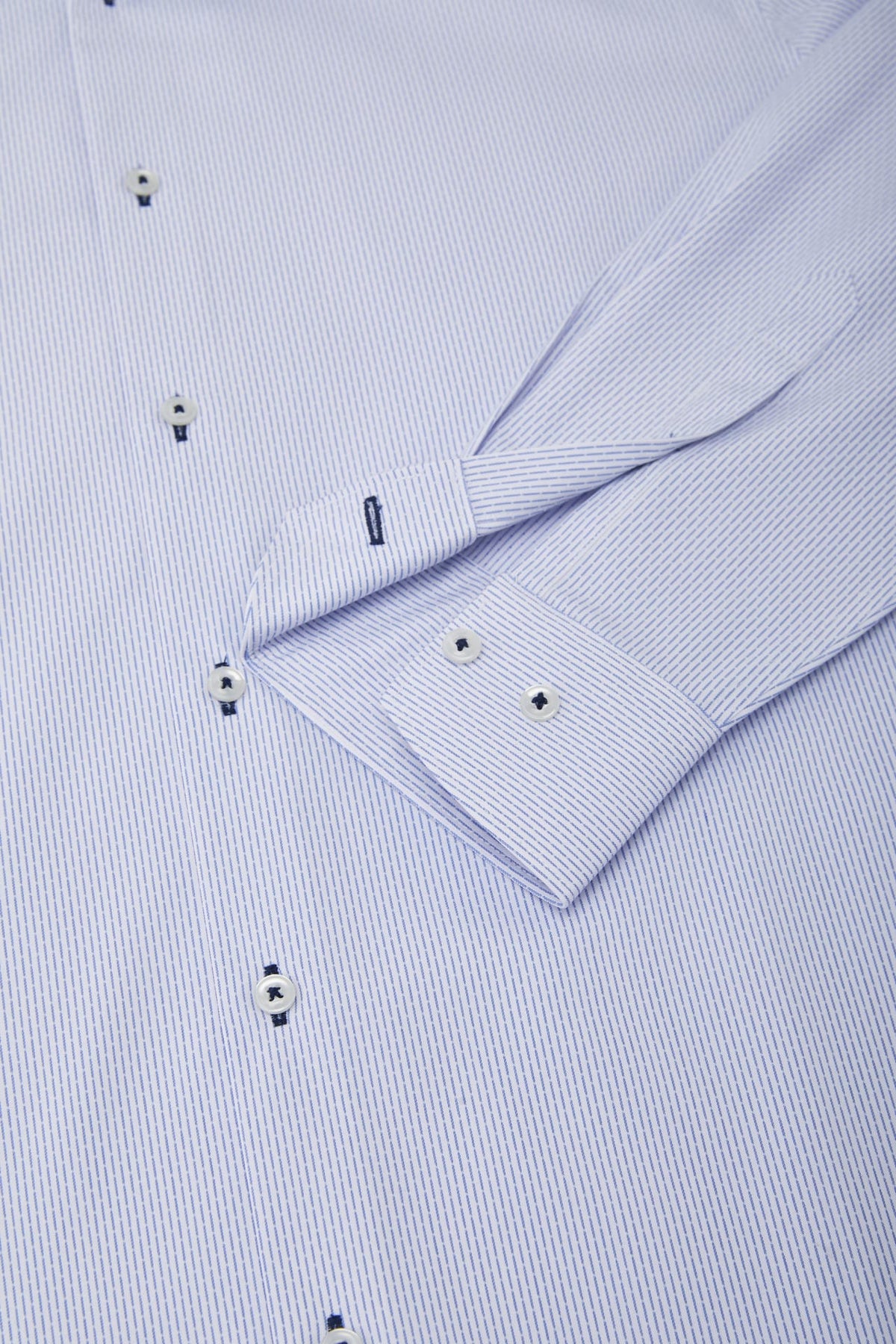 G2000 - Shirts - Non-Iron Silky Touch Smart Fit Stripe Shirt