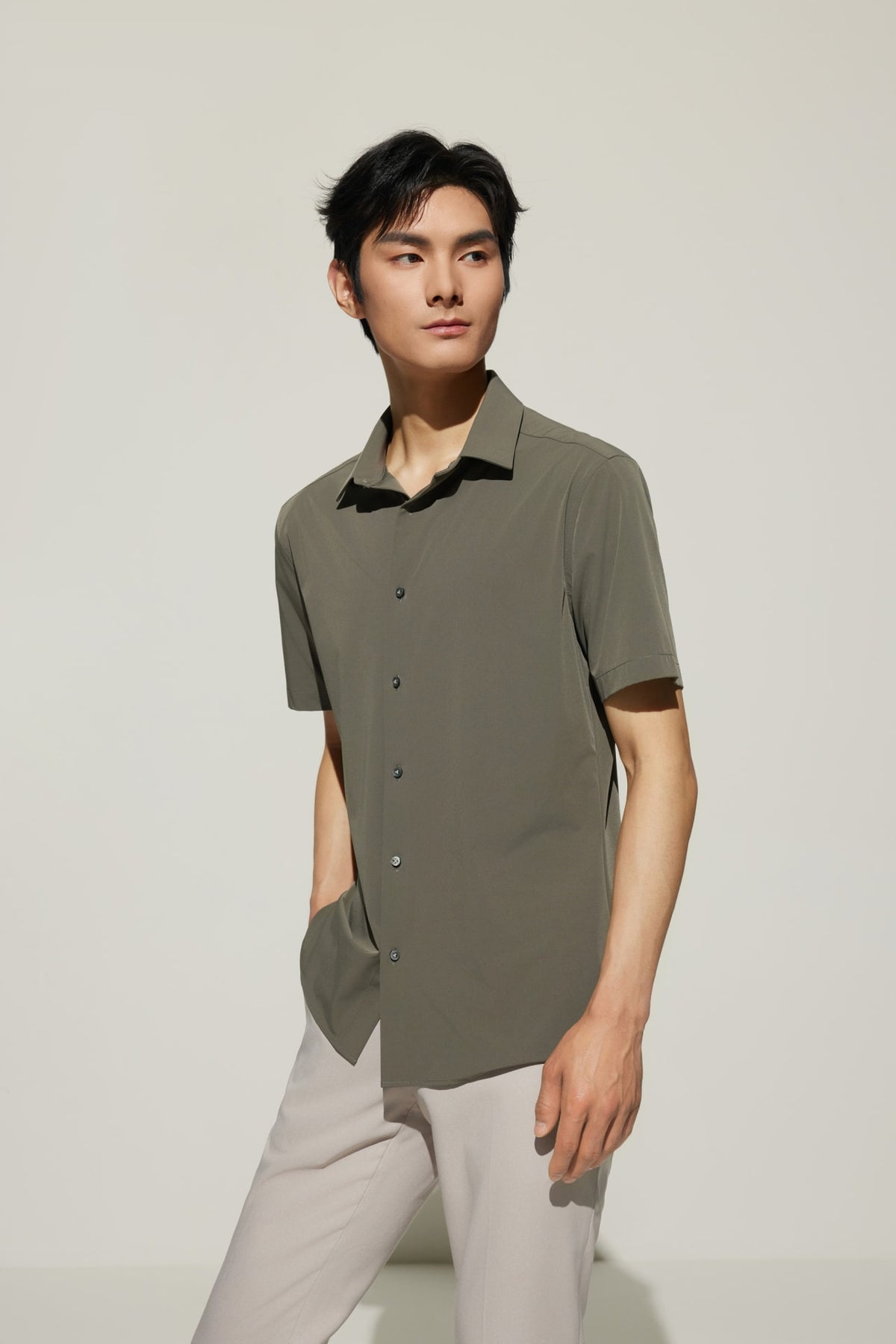 G2000 - Shirts - Water Repellent Poplin Smart Fit Short Sleeve Casual Shirt