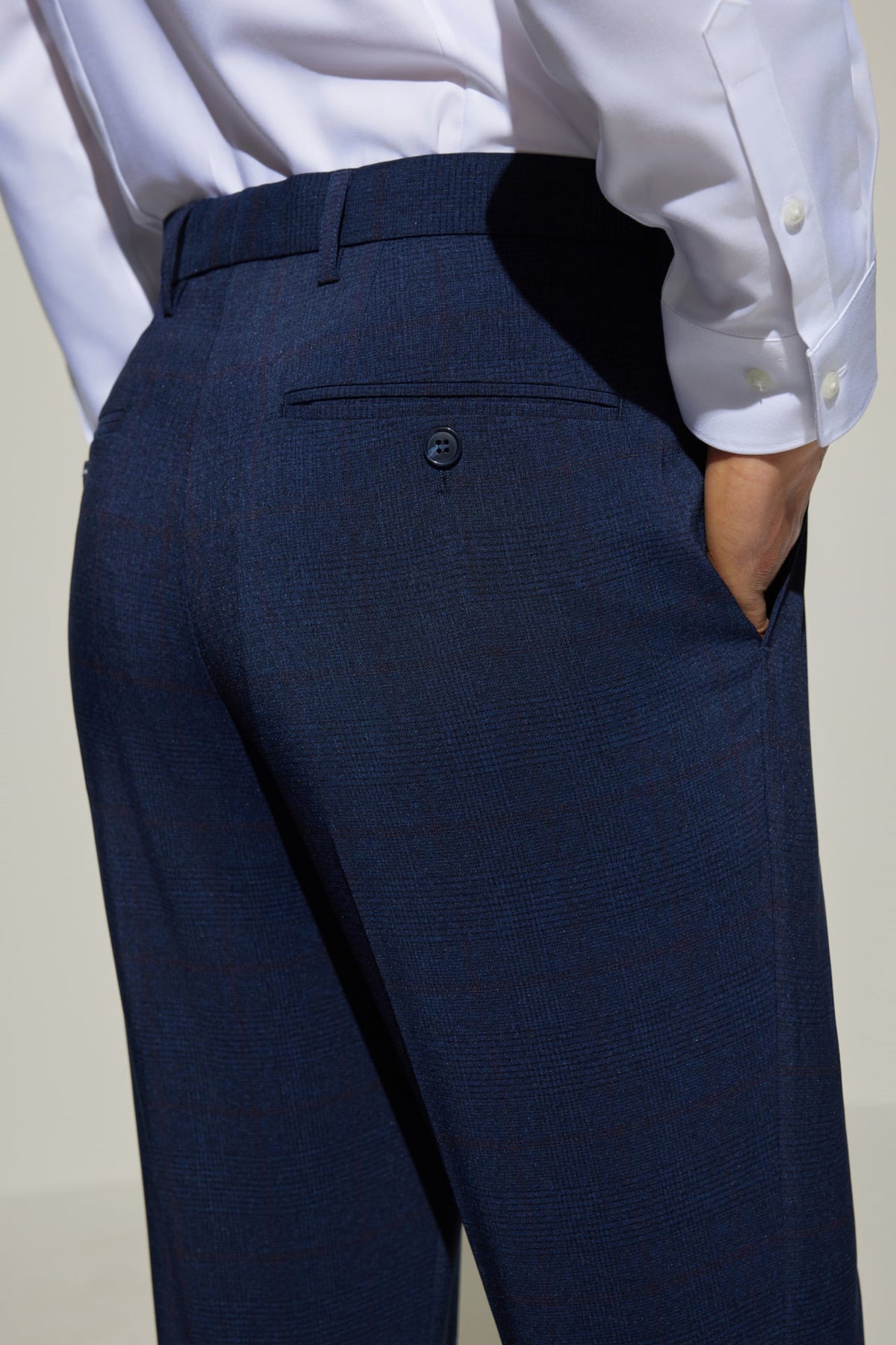 G2000 Pants Cool Touch Multy-Way Stretch Smart Fit Check Suit Pants