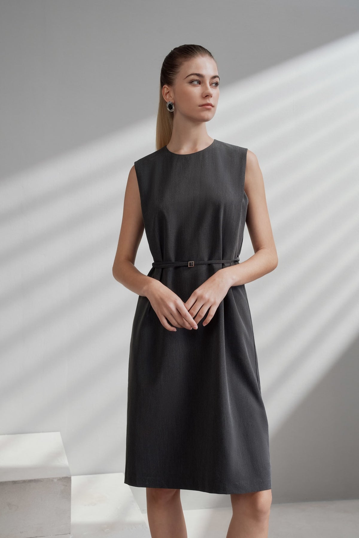 G2000 - Dresses - Sleeveless Tuck Detail Shift Dress