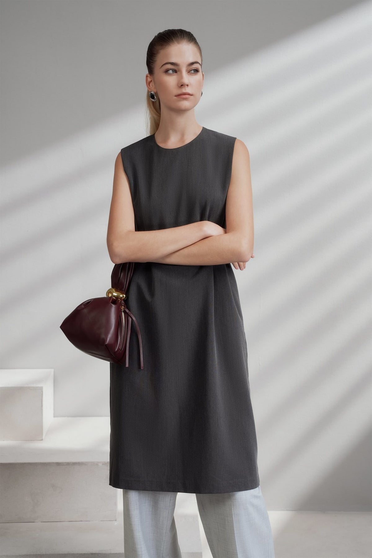 G2000 - Dresses - Sleeveless Tuck Detail Shift Dress
