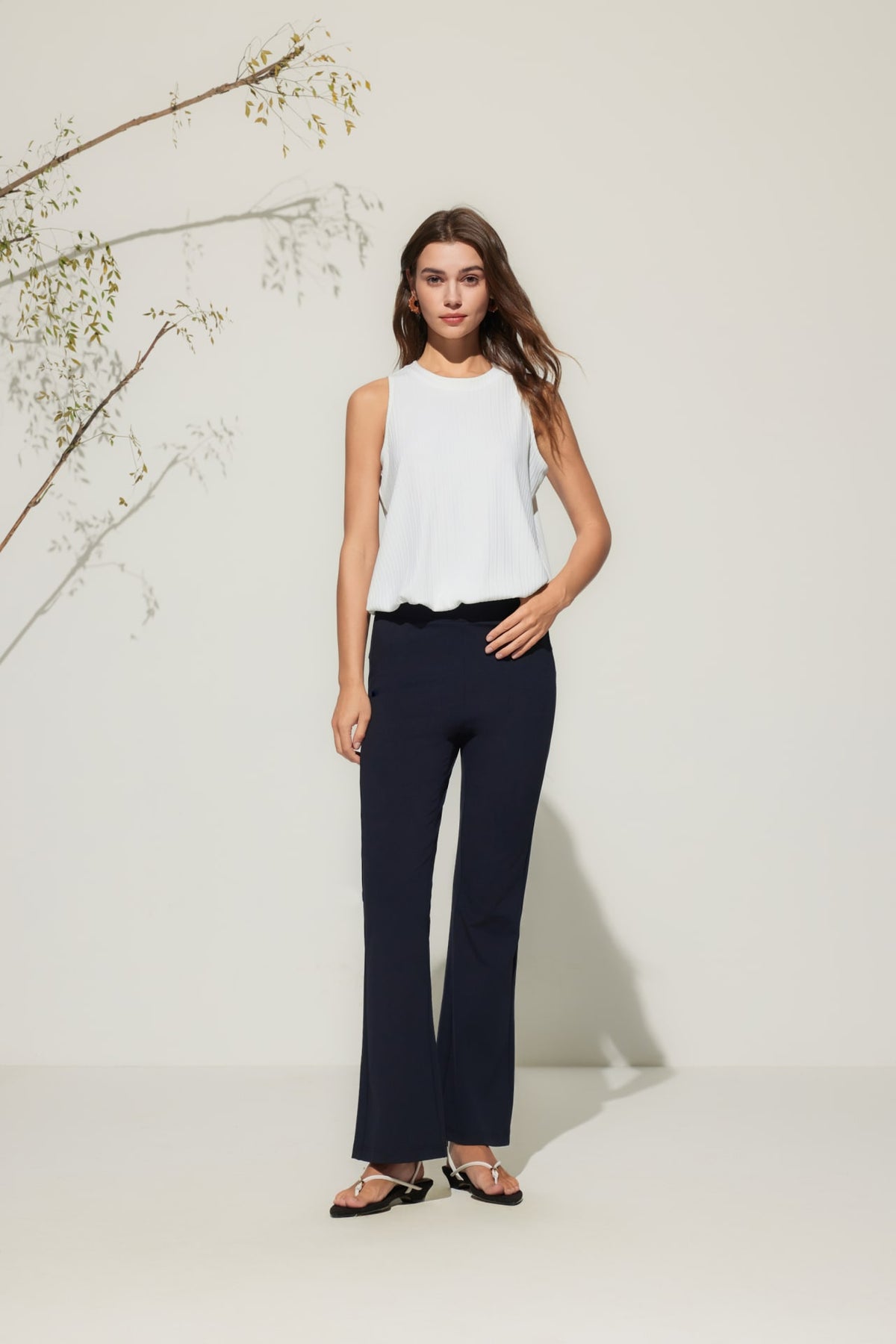 G2000 T-Shirts Crew Neck Puff Hem Tank Top