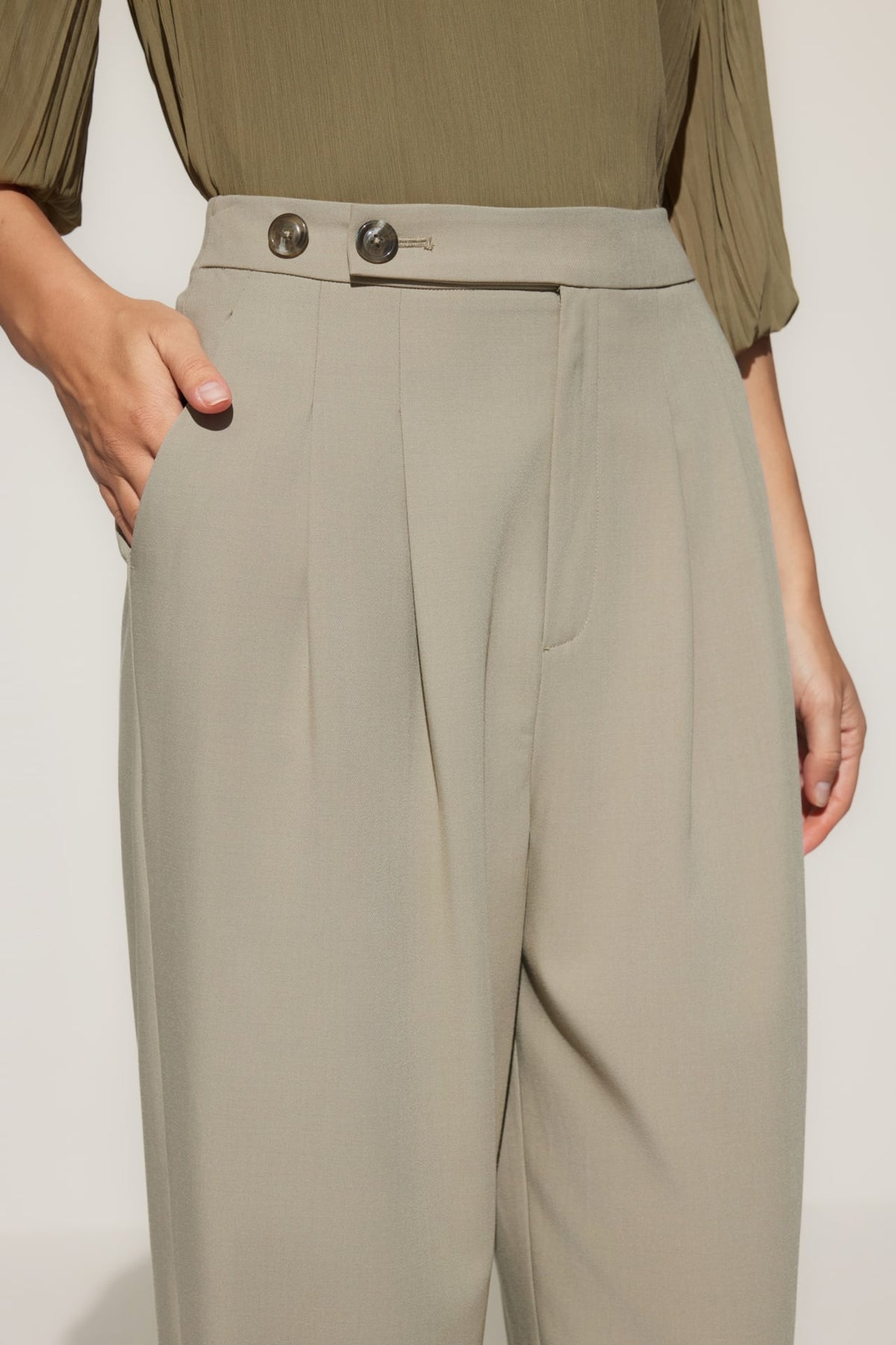 G2000 - Pants - Relaxed Straight Leg Casual Pants