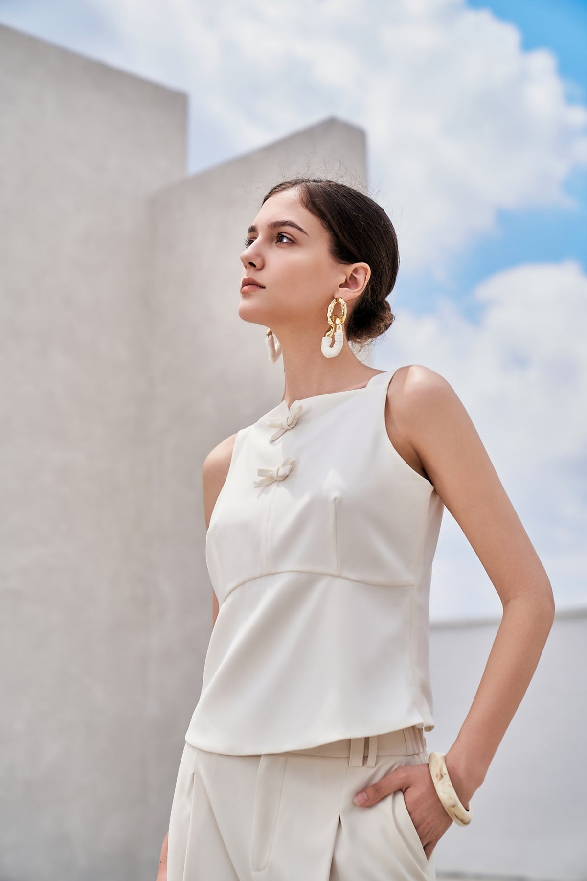 G2000 - Blouses - Bow Front Sleeveless Top