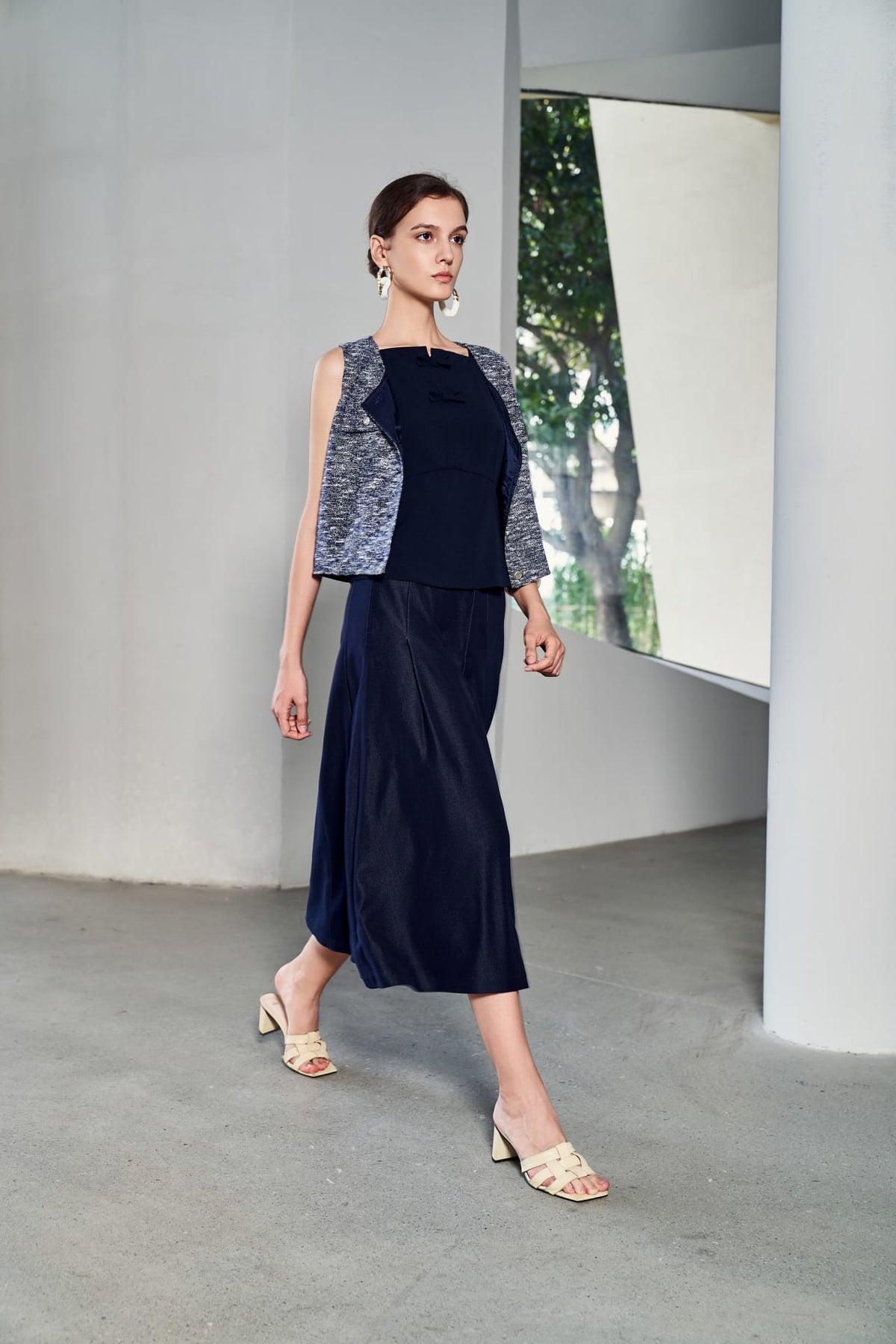 G2000 - Blouses - Bow Front Sleeveless Top
