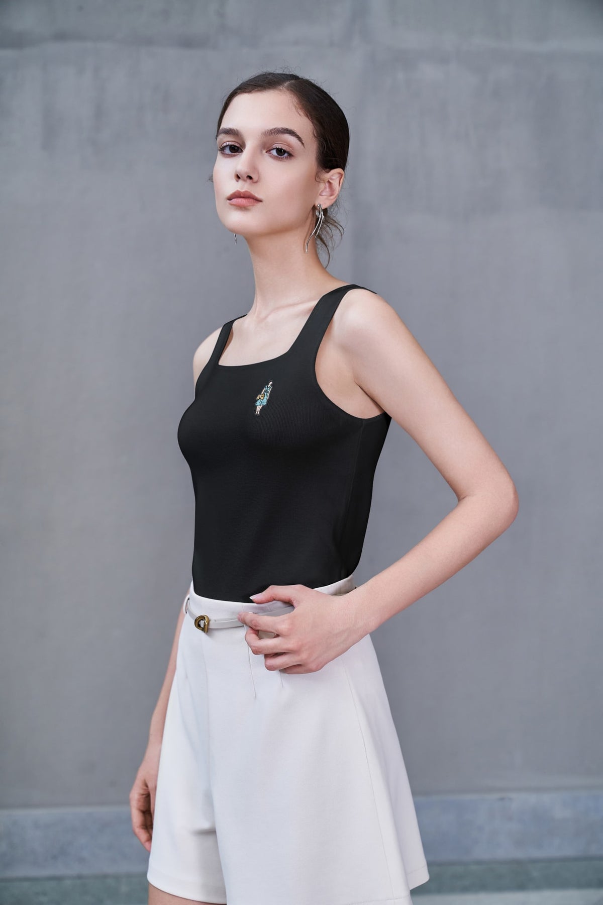 G2000 - Sweaters - Square Neck Sleeveless Knit Top