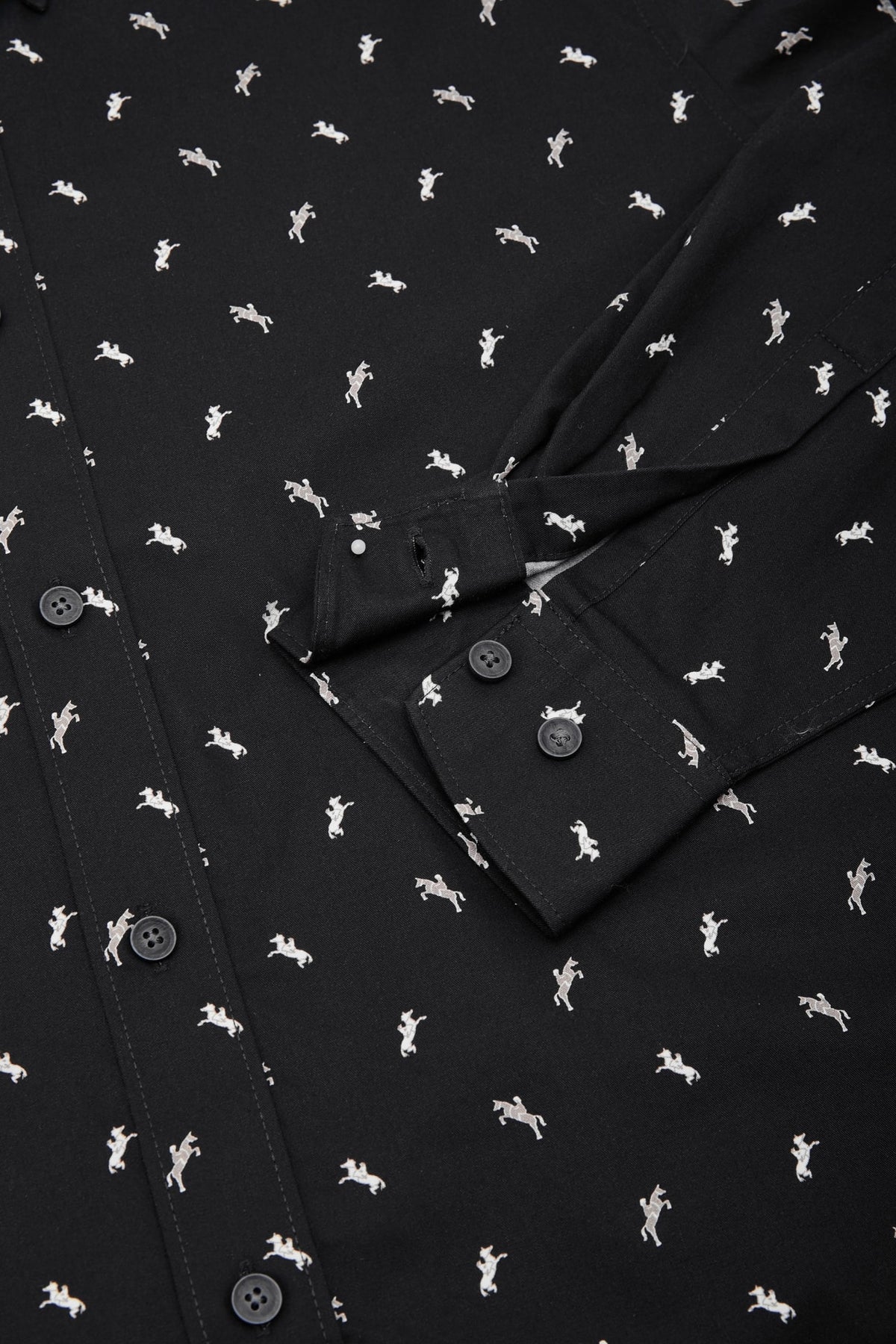G2000 Shirts Wrinkle-Free Mini Horse Digital Print Comfort Fit Twill Casual Shirt