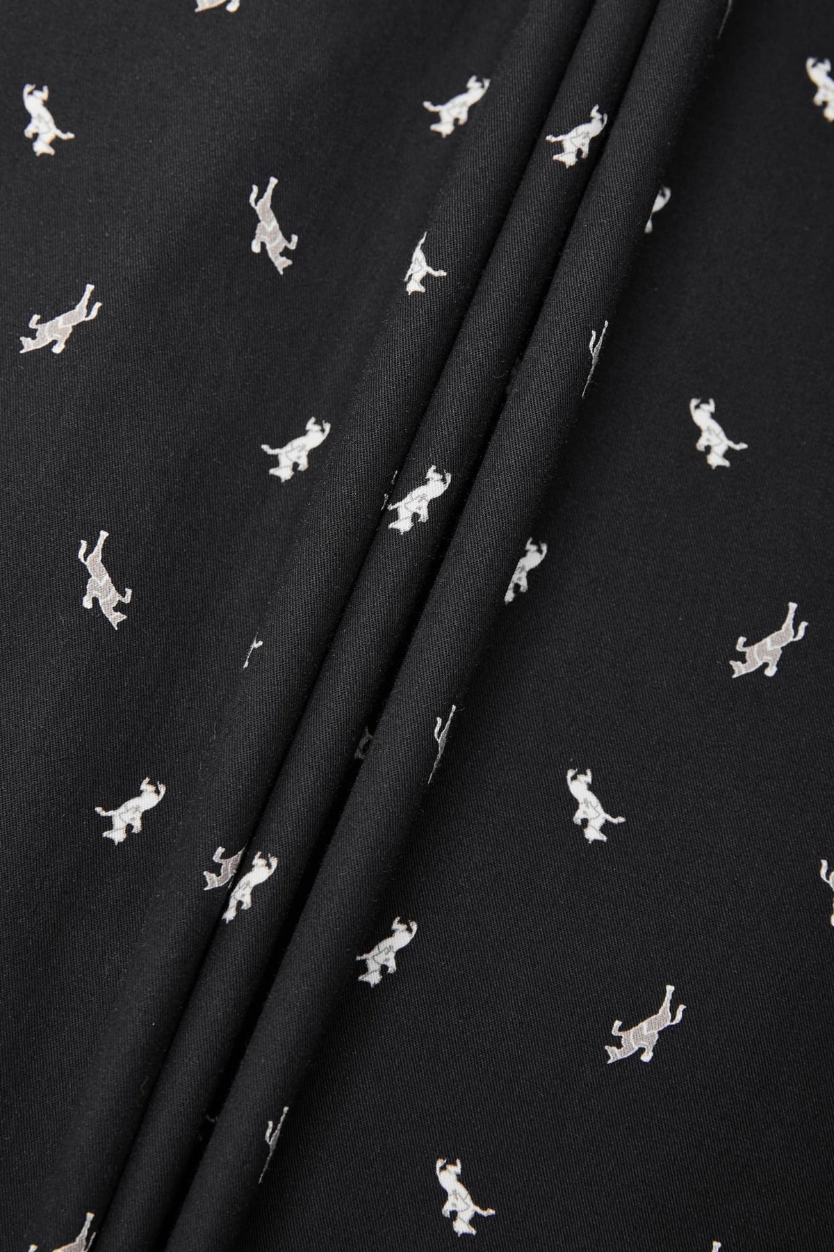 G2000 Shirts Wrinkle-Free Mini Horse Digital Print Comfort Fit Twill Casual Shirt