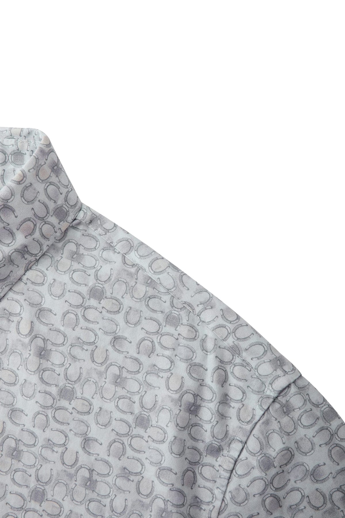 G2000 Shirts Wrinkle-Free Horseshoe Digital Print Comfort Fit Twill Casual Shirt