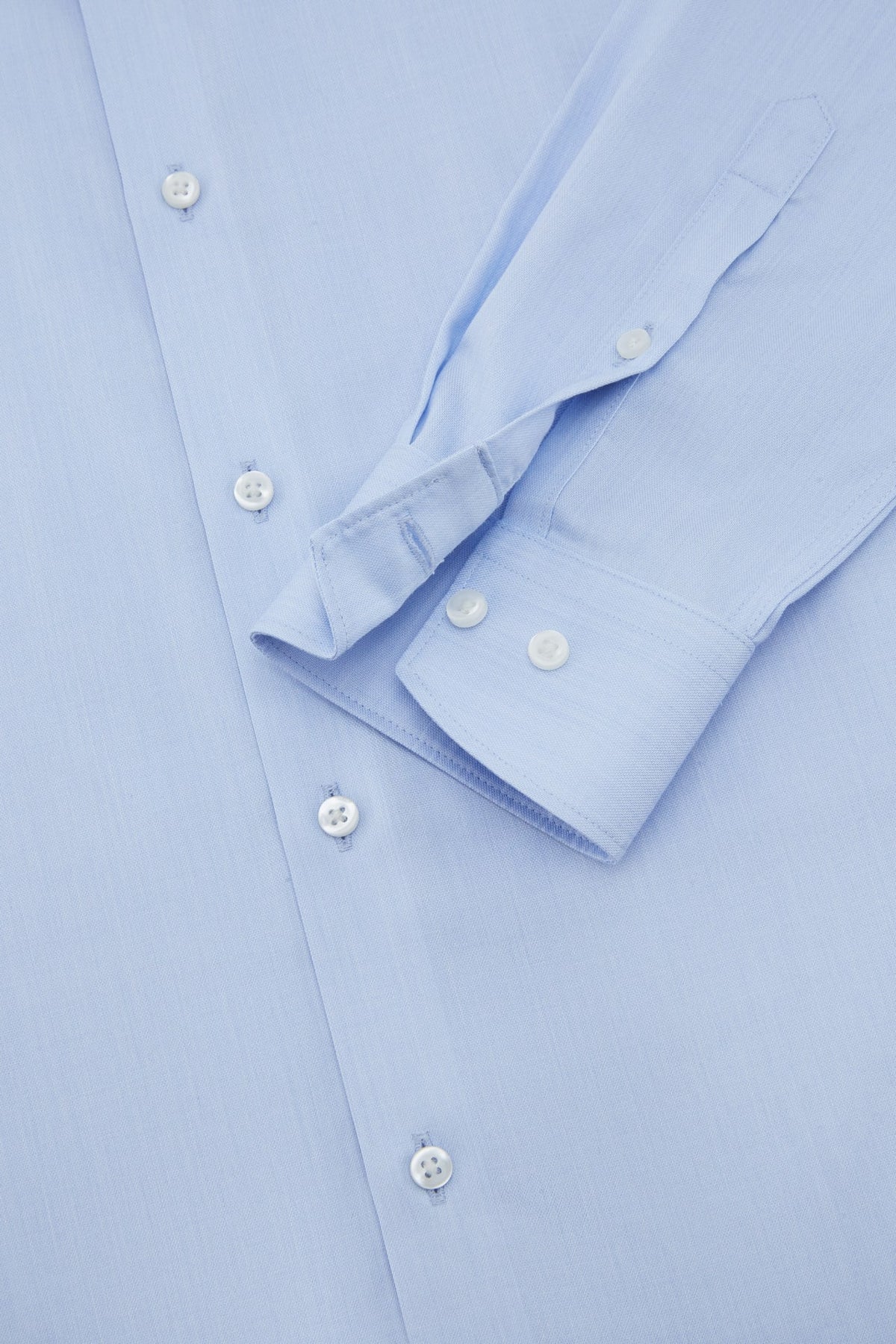 G2000 Shirts Non-Iron Temperature Regulating Fine Twill Smart Fit Long Sleeve Shirt