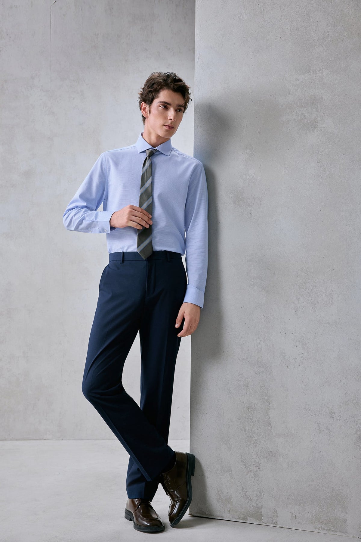 G2000 - Shirts - Non-Iron Easy Care 2 Tone Smart Fit Shirt