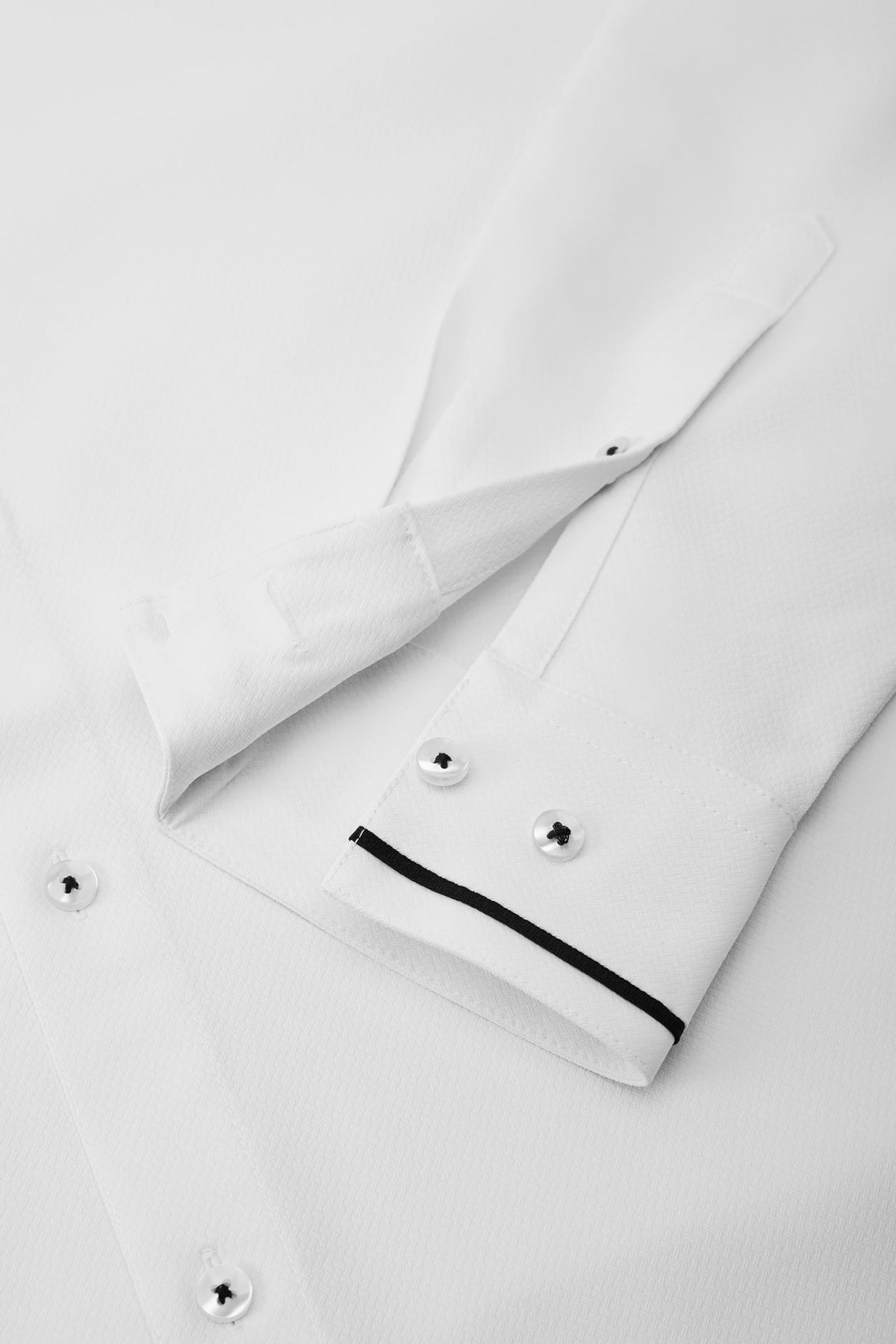 G2000 - Shirts - Non-Iron Dry Stretch Smart Fit Herringbone Shirt