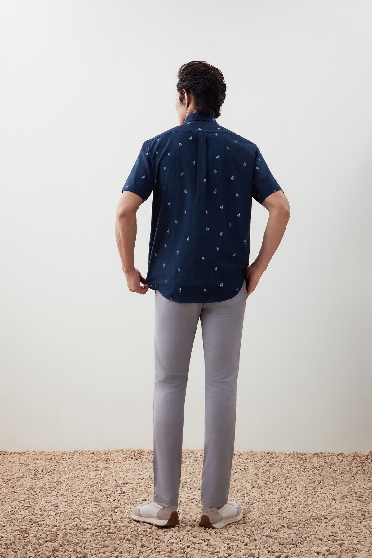 G2000 - Shirts - Wrinkle-Free Mini Horse Digital Print Comfort Fit Oxford Short Sleeve Casual Shirt