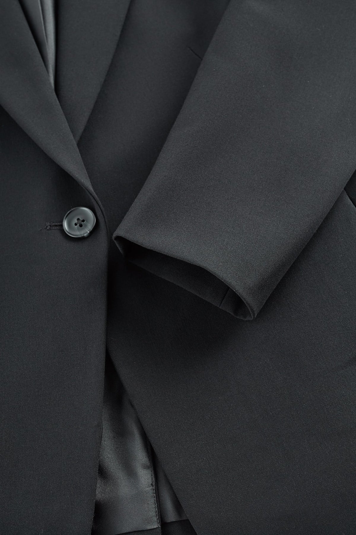 G2000 - Suits - Brooch Slim Blazer
