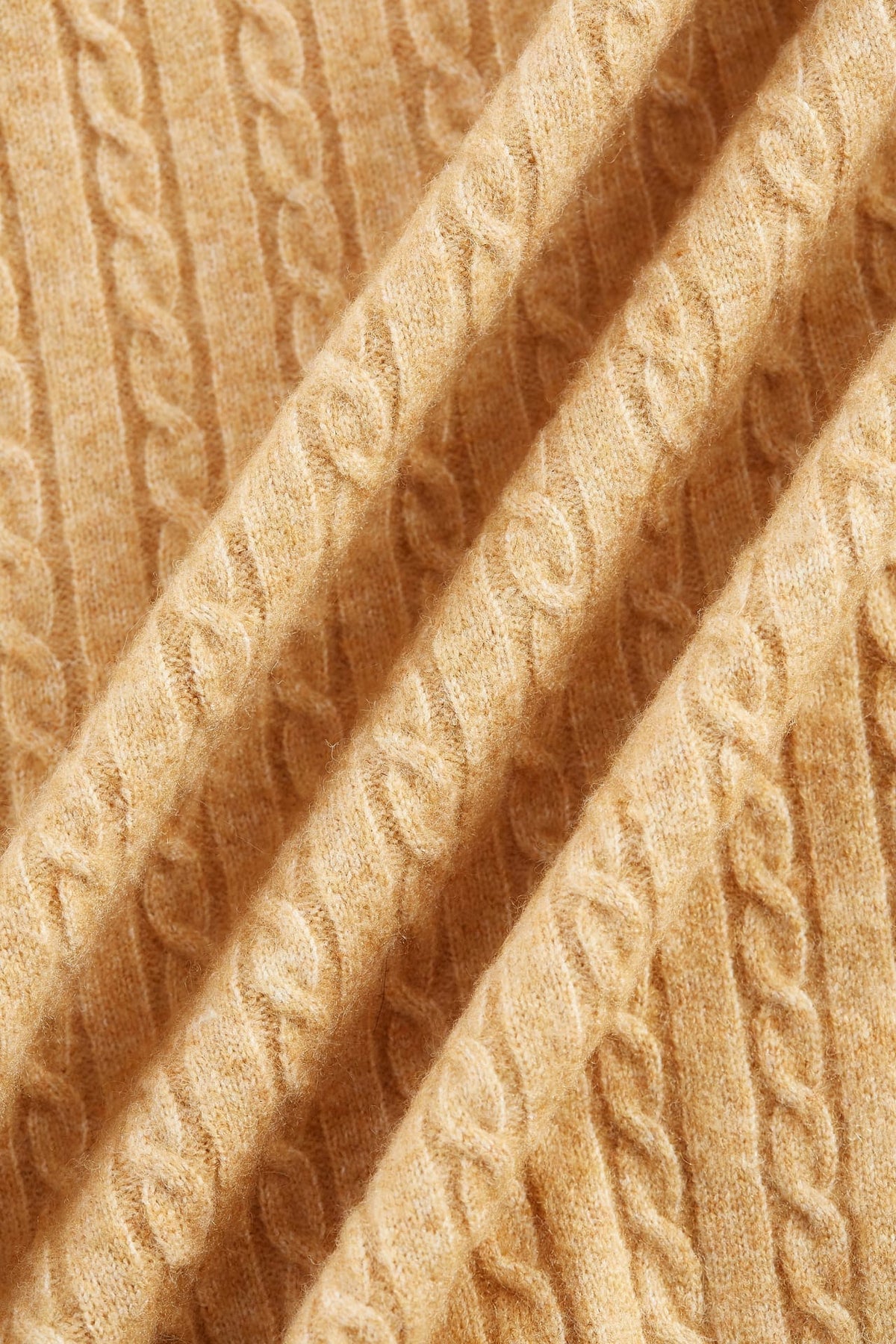 G2000 - Cardigans - Cable Cropped Cardigan