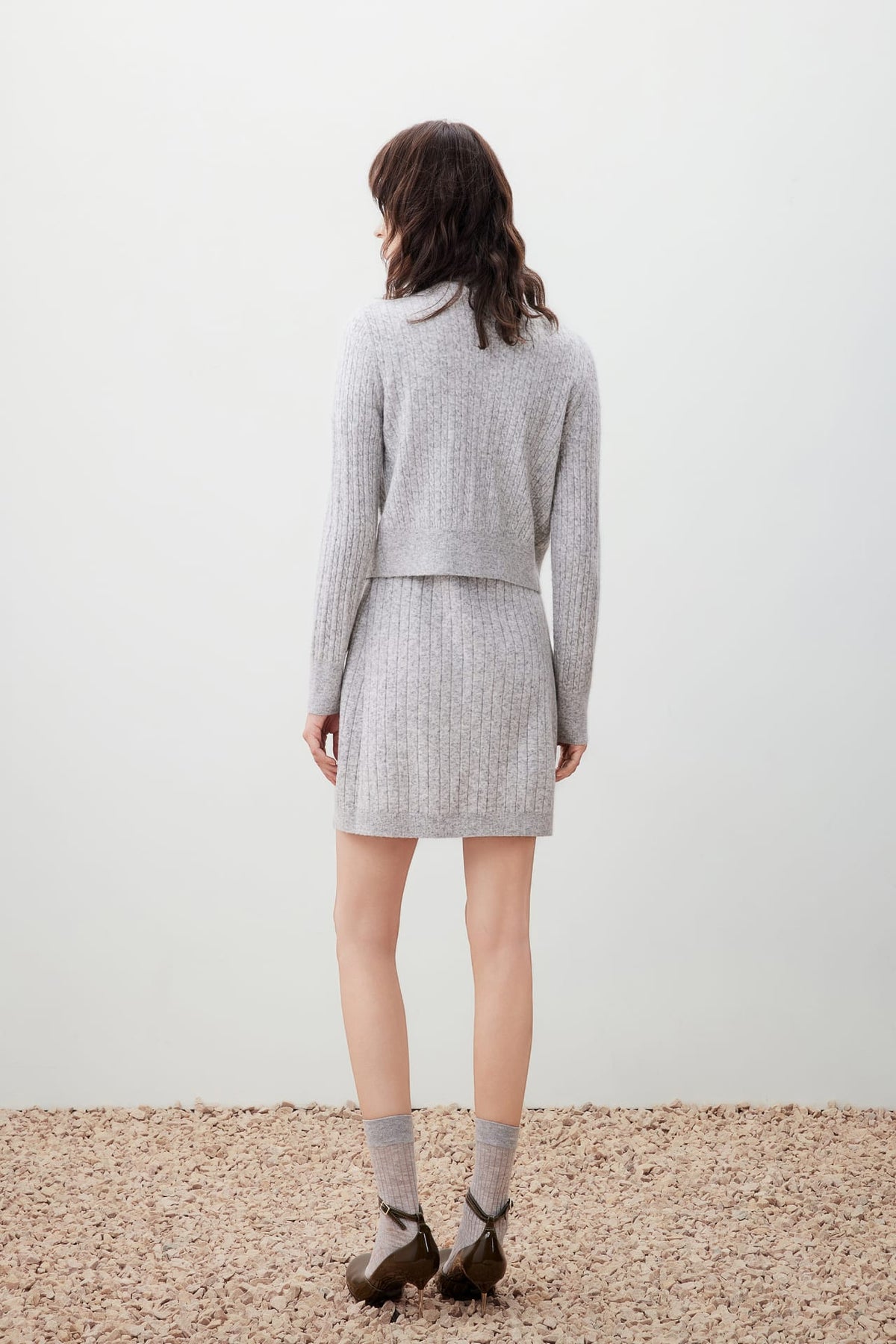 G2000 - Cardigans - Cable Cropped Cardigan