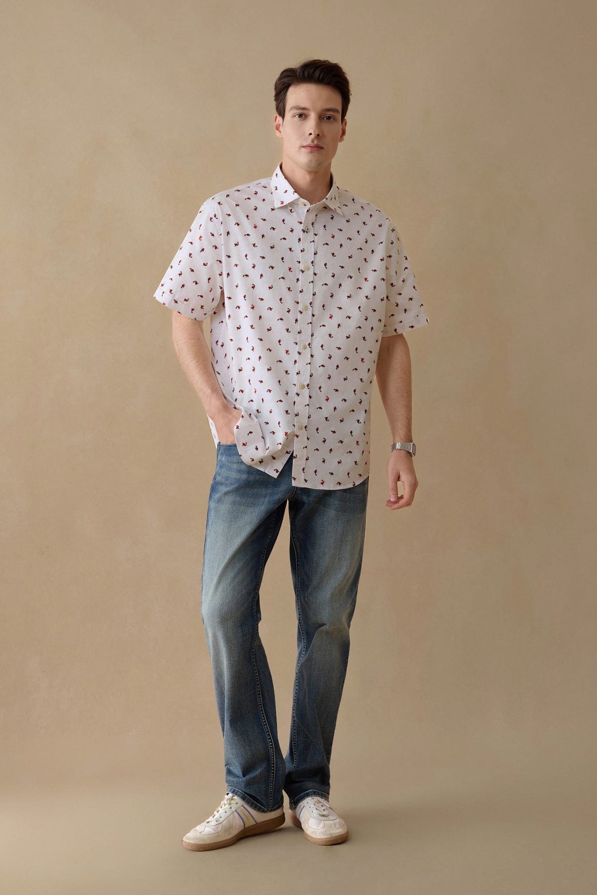 G2000 Shirts Wrinkle Free Twill Mini Koi Printed Comfort Fit Short Sleeve Casual Shirt
