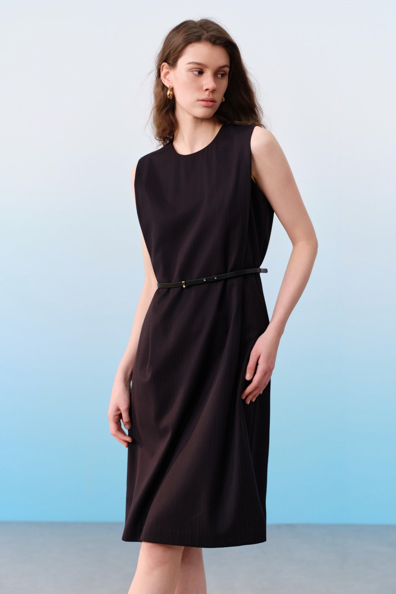 Poly Blend Stripe Round Neck Sleeveless Shift Dress With Belt