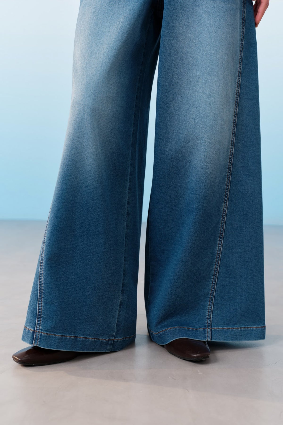 G2000 - Pants - Elastic Waist Full Length Wide Leg Pants