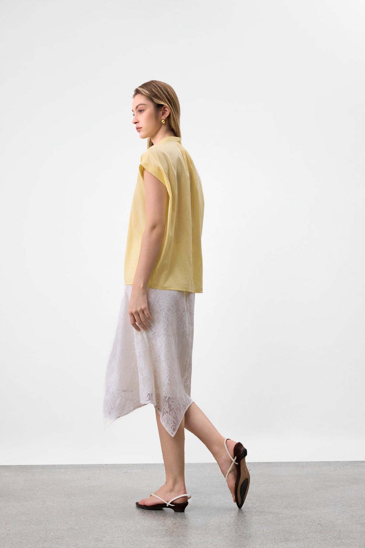 G2000 - Blouses - Gathered Stand Collar Blouse