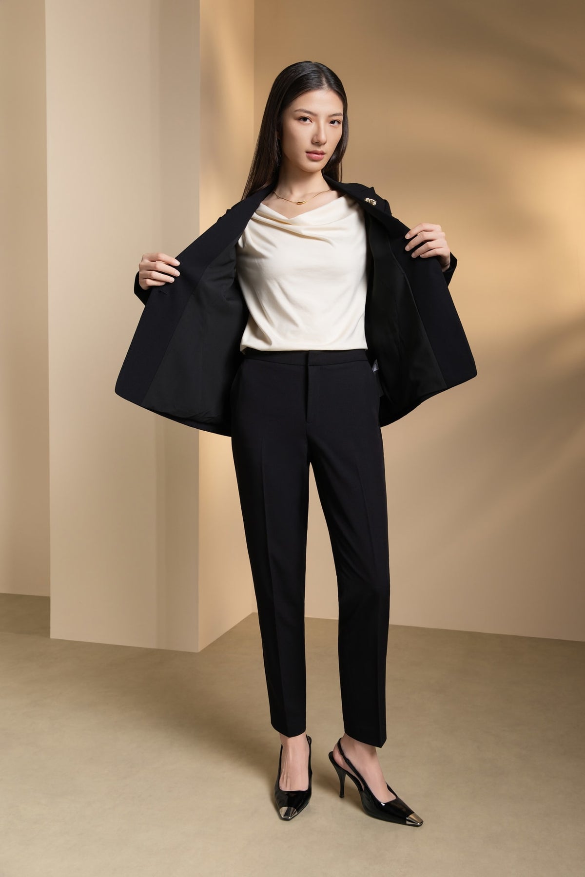 Poly Rayon Twill Easy Fit Suit Blazer with Detachable Brooch