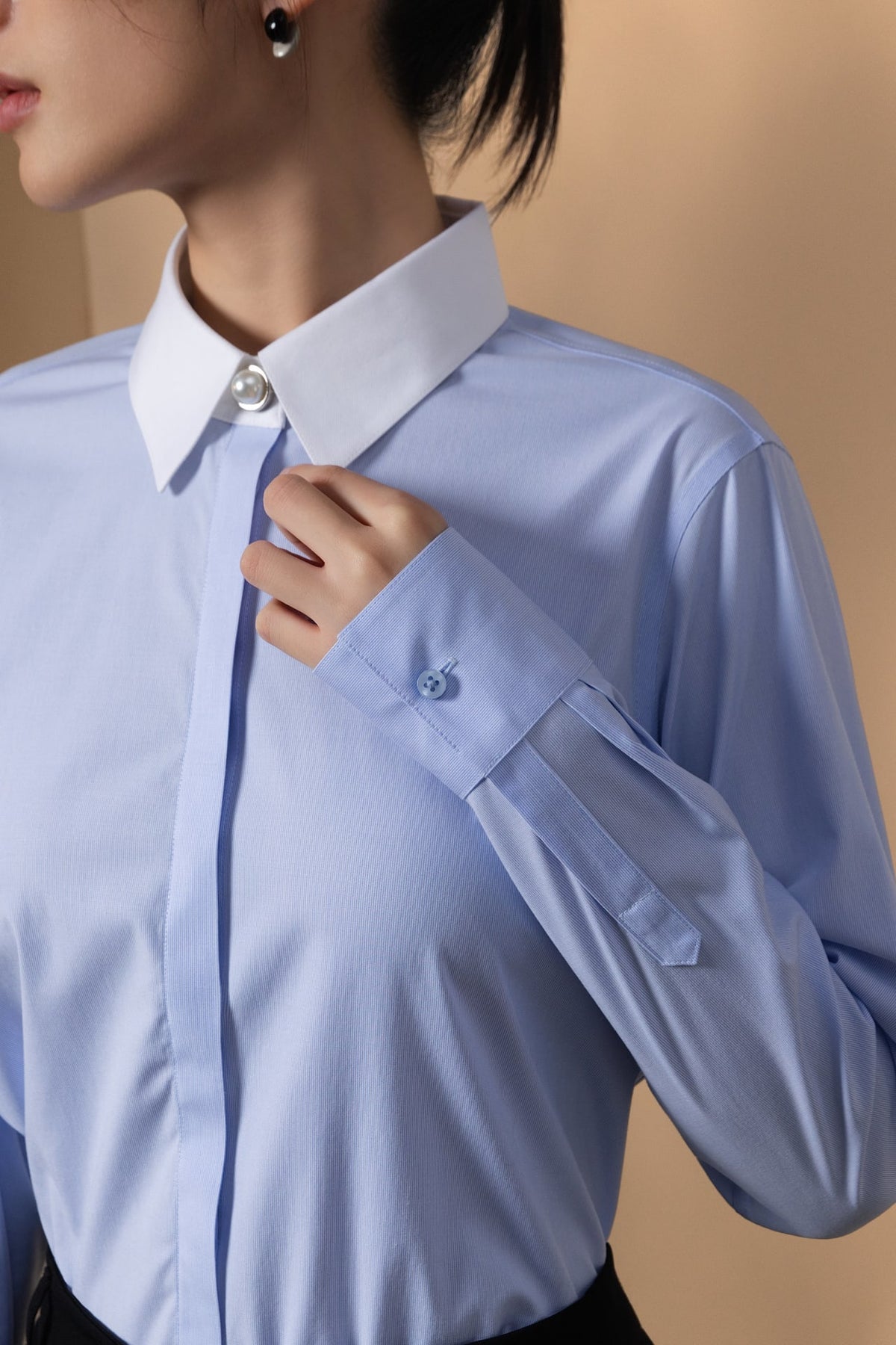 Non-Iron Stretch Oxford Stripe Slim Fit Long Sleeve Shirt with Detachable Button Clip