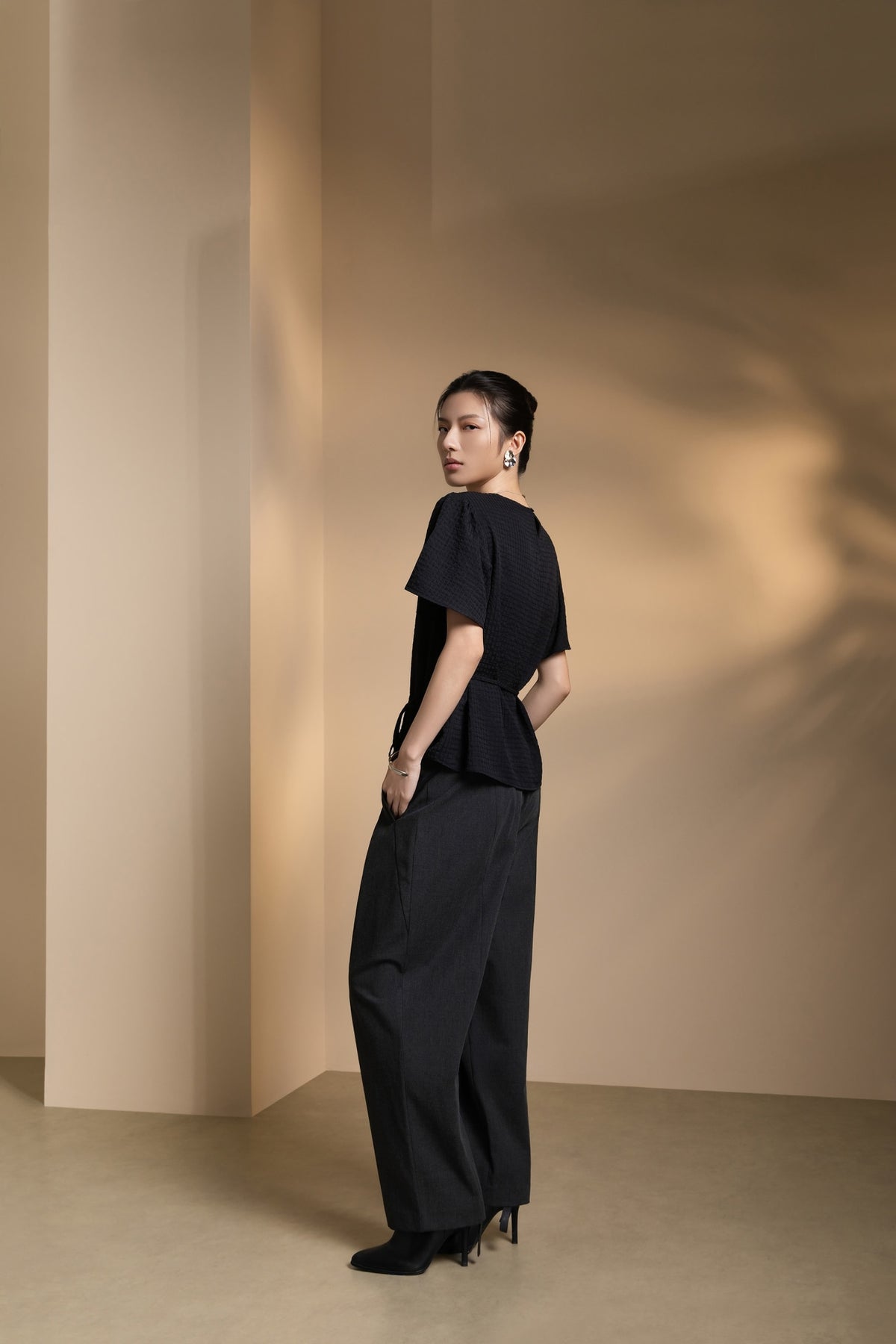 Poly Blend Seersucker Check Relax Fit Round Neck Short Sleeve Blouse with Self-Fabric Thin Belt