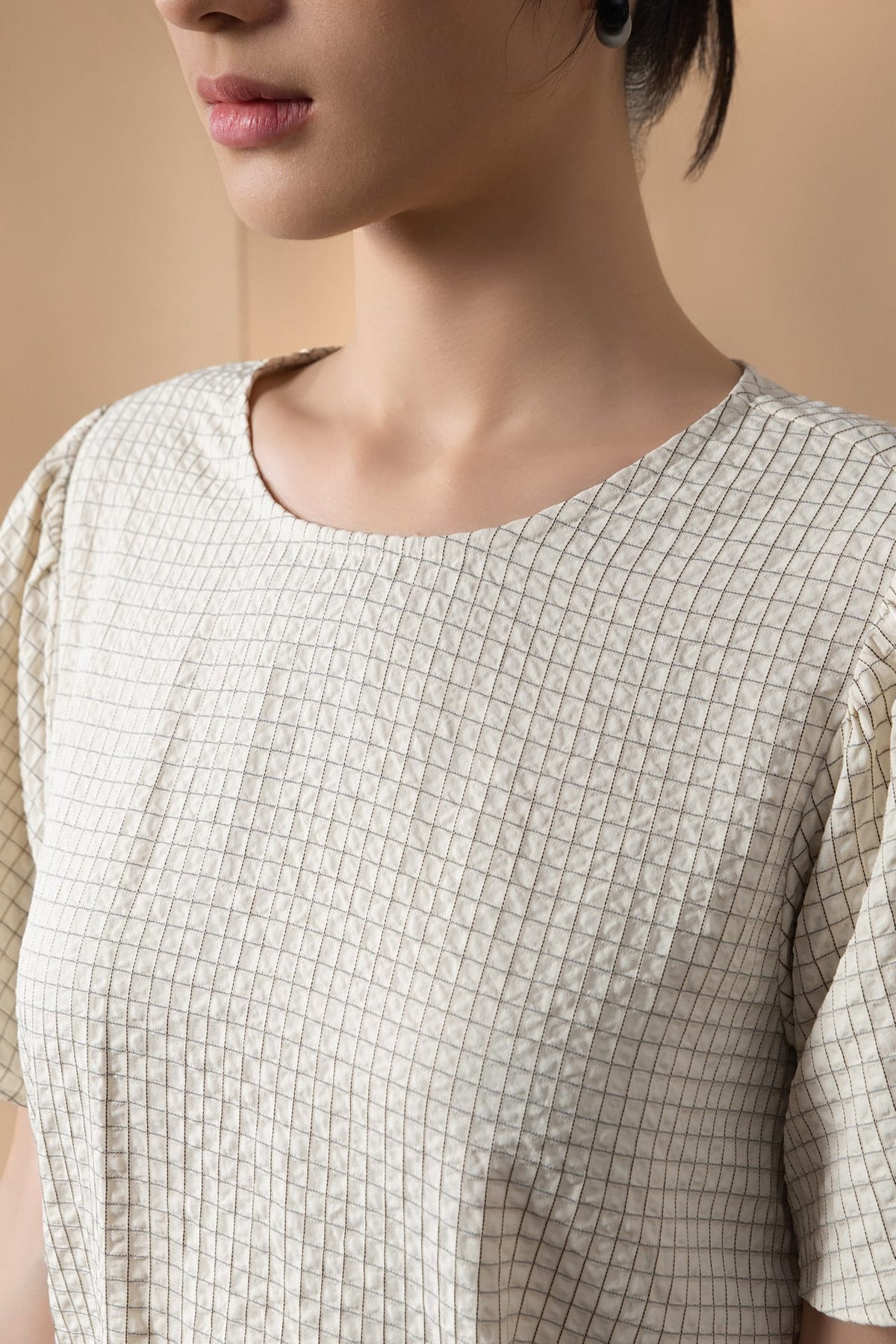 Poly Rayon Seersucker Check Relax Fit Round Neck Short Sleeve Blouse