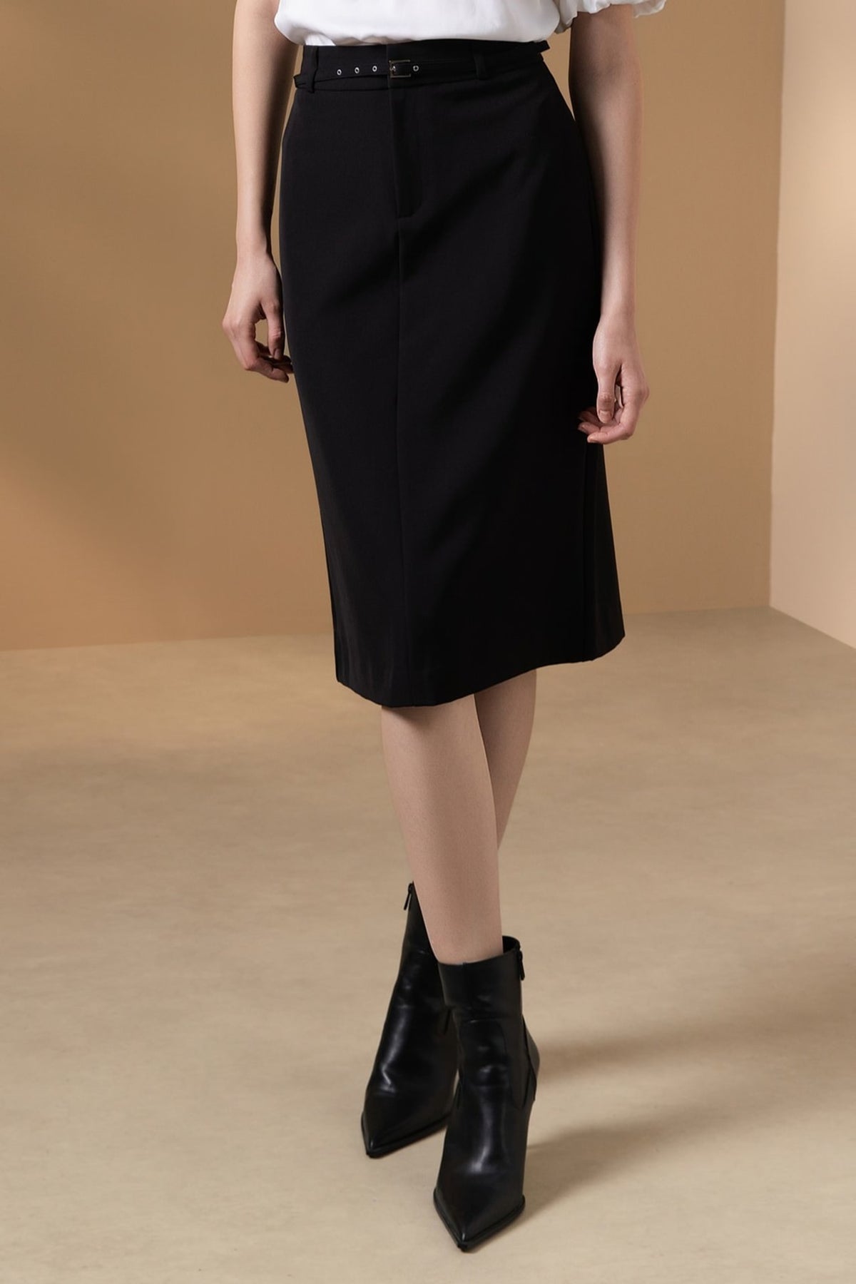 Poly Twill A-Shape Skirt with Belt