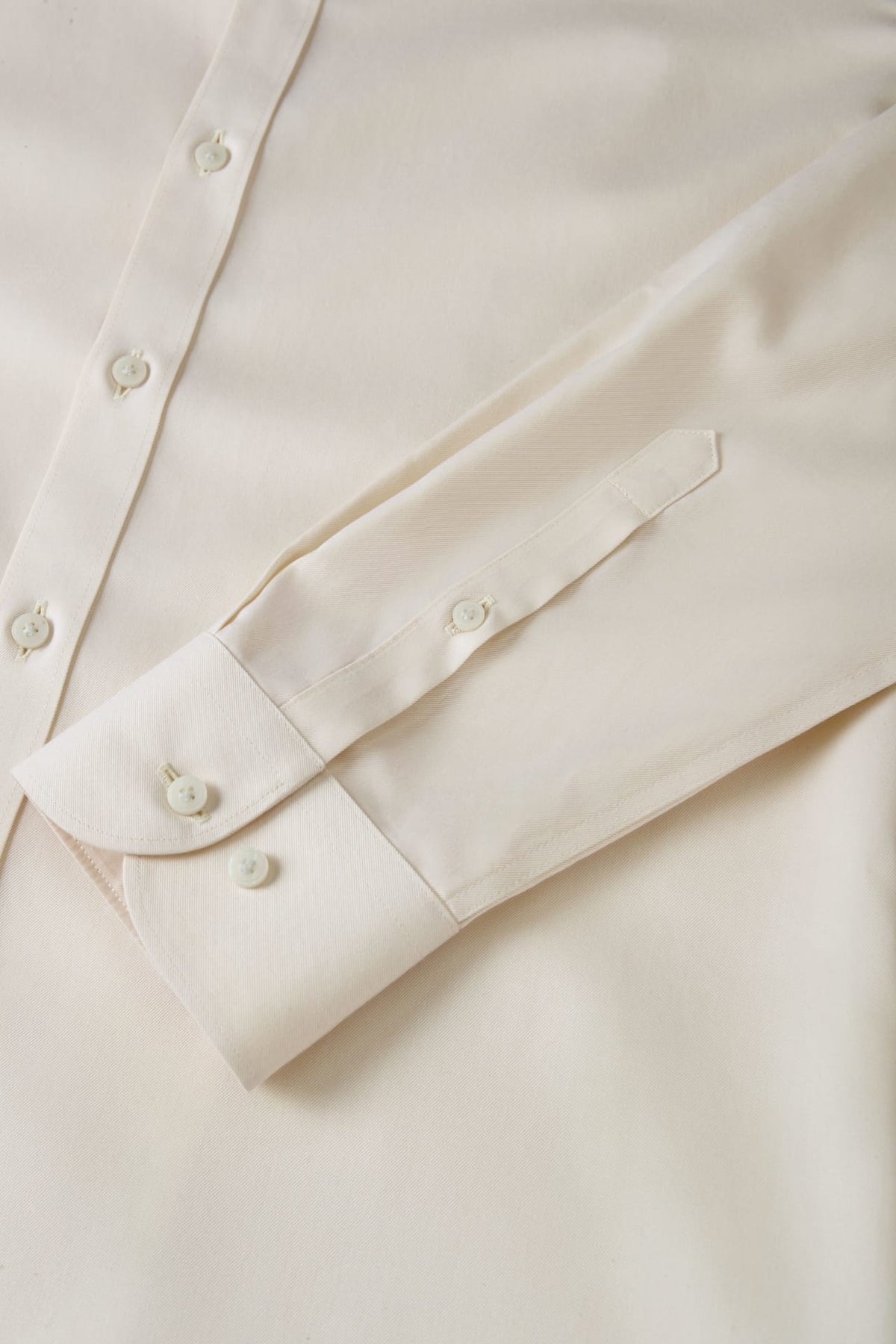 Non-Iron 200/2 Pure Cotton Fine Twill Smart Fit Long Sleeve Shirt