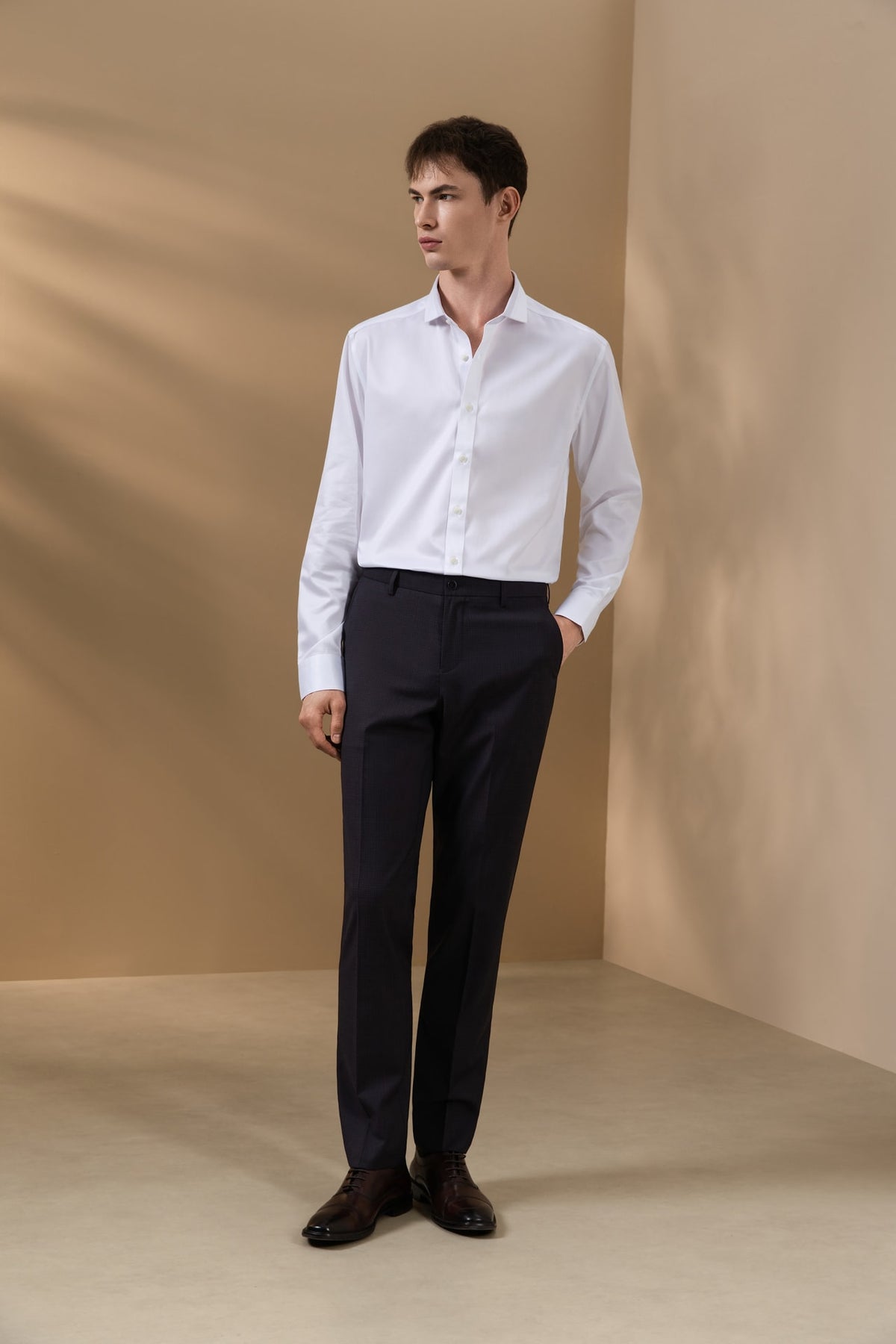 G2000 - Shirts - Non-Iron 200/2 Pure Cotton Fine Twill Smart Fit Long Sleeve Shirt