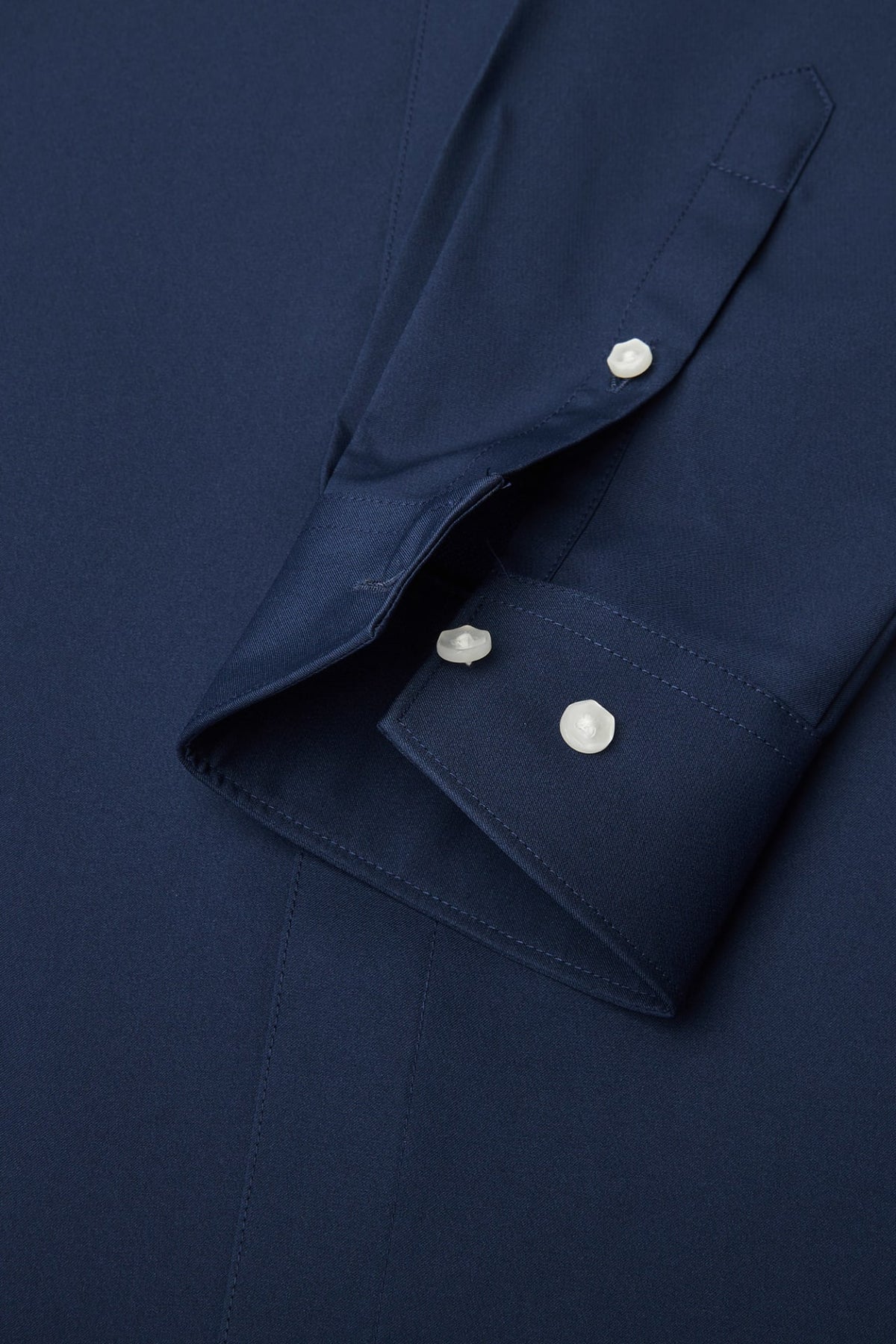 Non-Iron Dry Poplin Smart Fit Long Sleeve Shirt