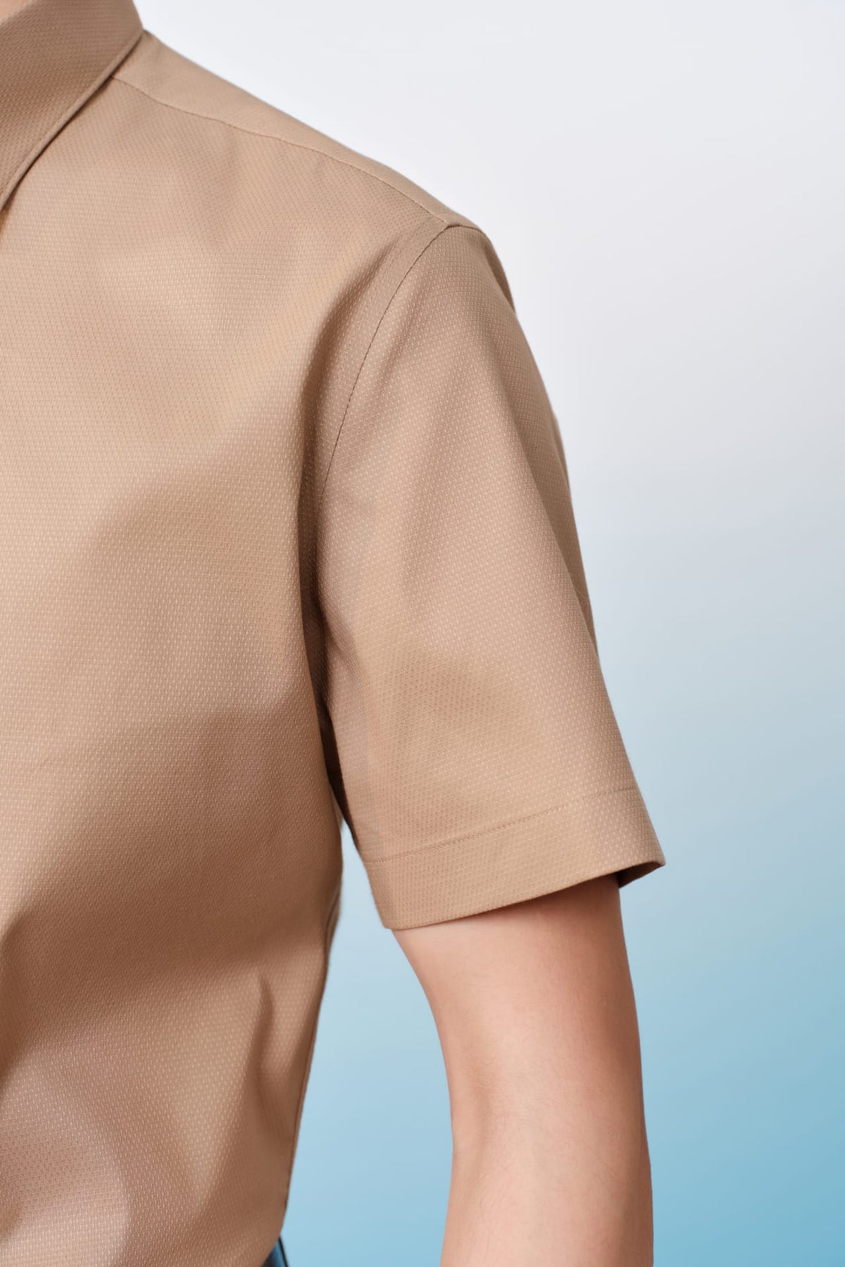 G2000 - Shirts - Non-Iron Easy Care Stretch Dot Textured Smart Fit Short Sleeve Shirt