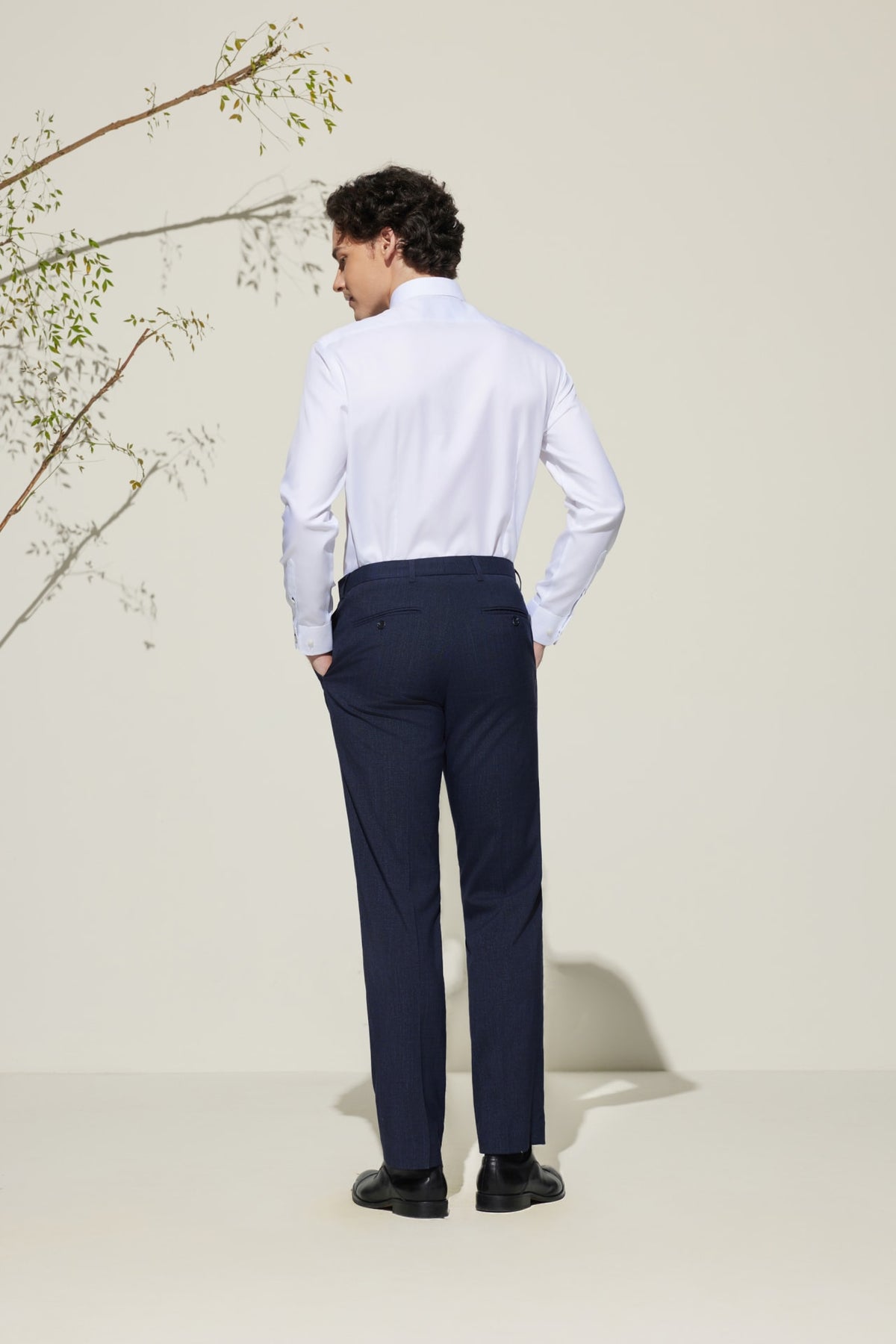 G2000 - Shirts - Non-Iron Premium Cotton Smart Fit Dobby Twill Shirt with Design Detail