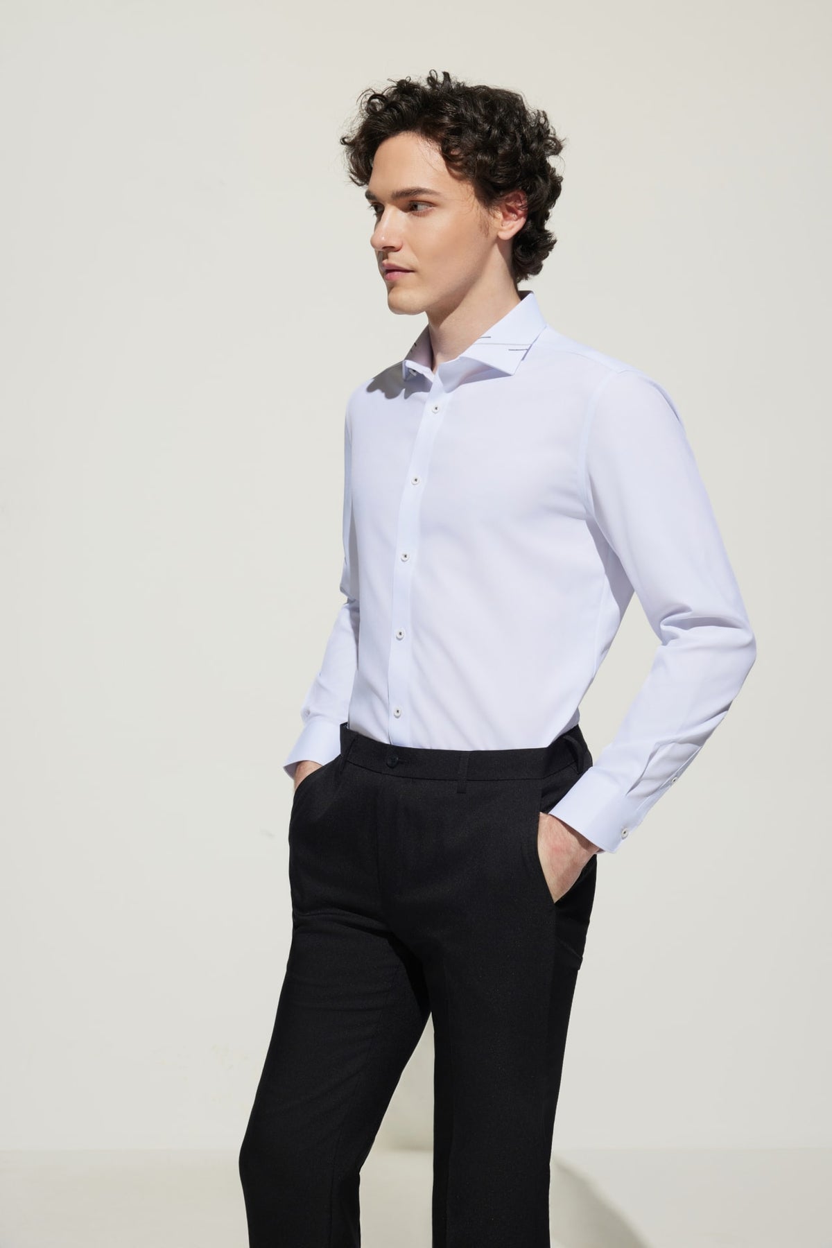 G2000 Shirts Non-Iron Dry Smart Fit Twill Shirt with Design Detail