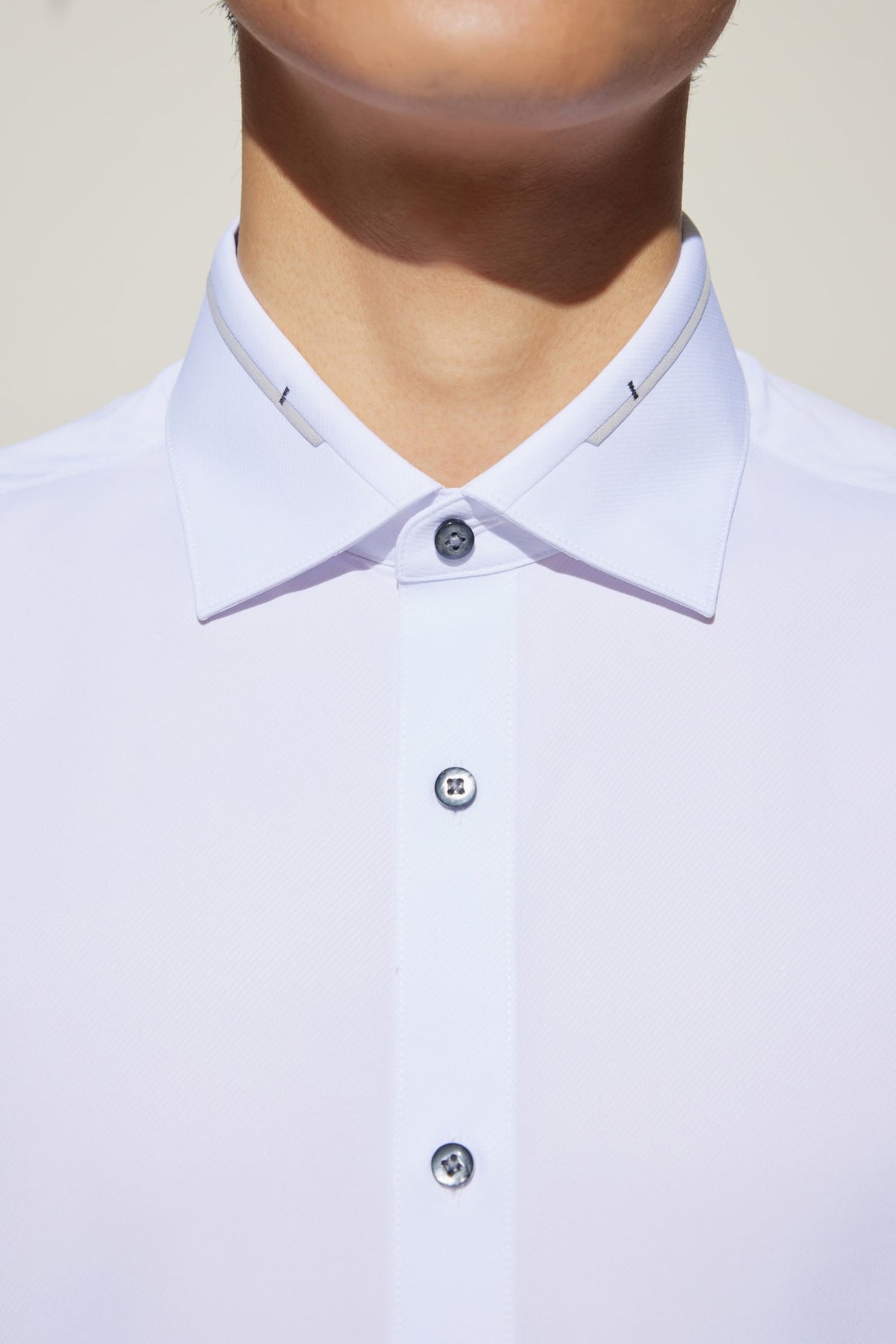 G2000 - Shirts - Non-Iron Dry Stretch Smart Fit Twill Shirt with Design Detail