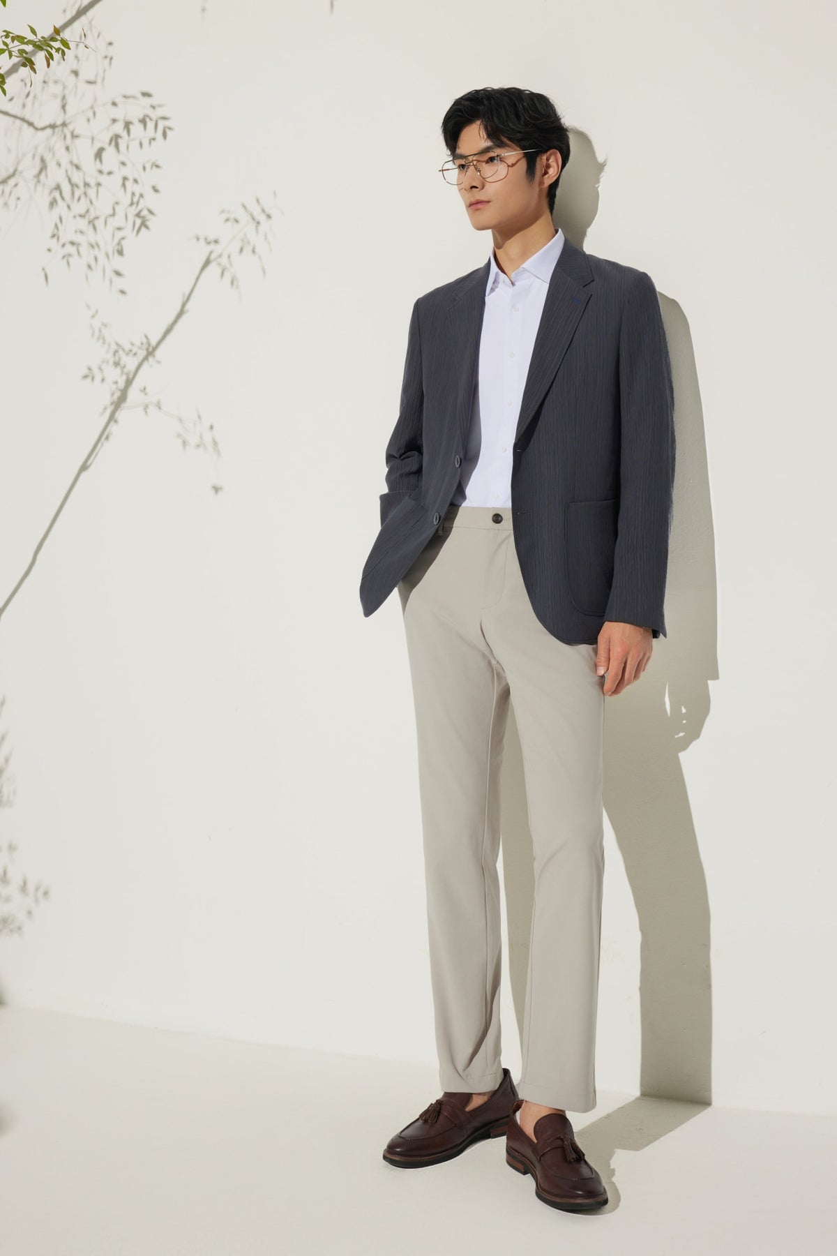 Non-Iron Dry Stretch Herringbone Smart Fit Long Sleeve Shirt