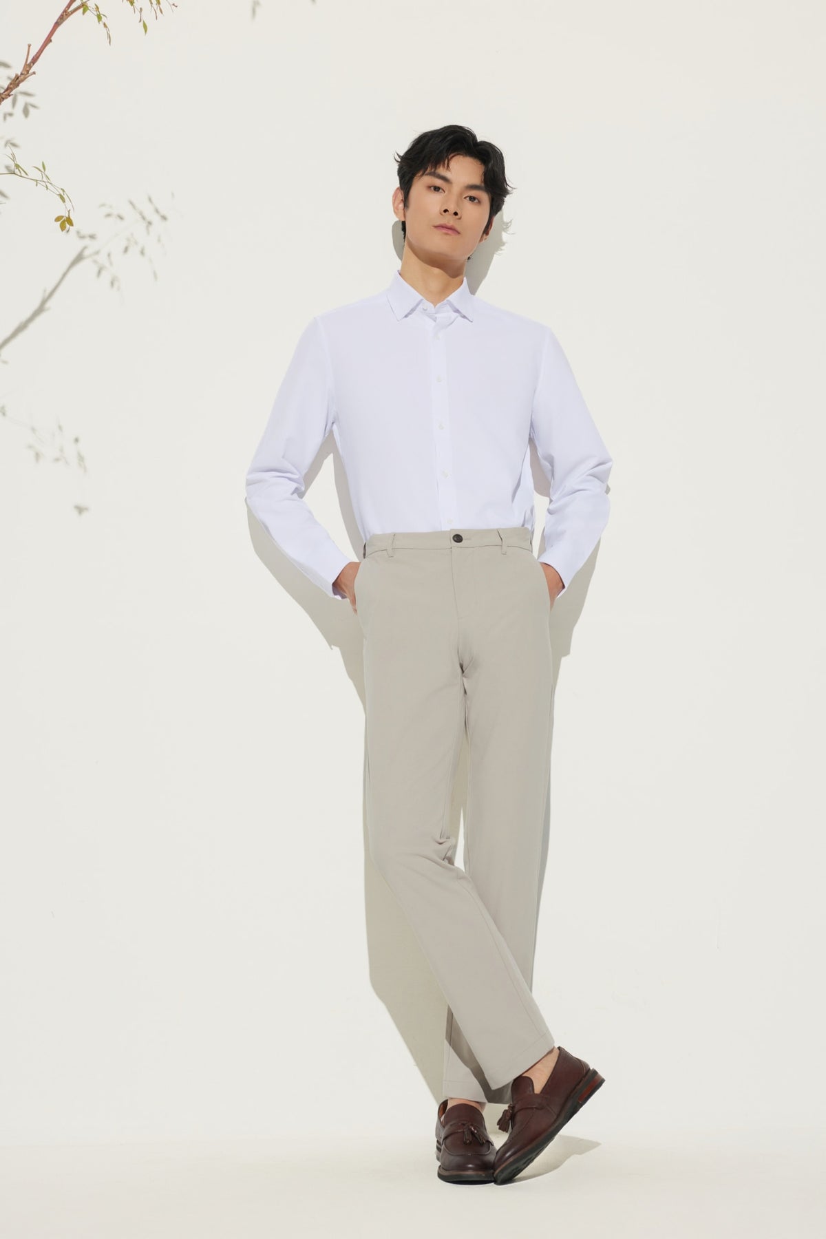 Non-Iron Dry Stretch Herringbone Smart Fit Long Sleeve Shirt