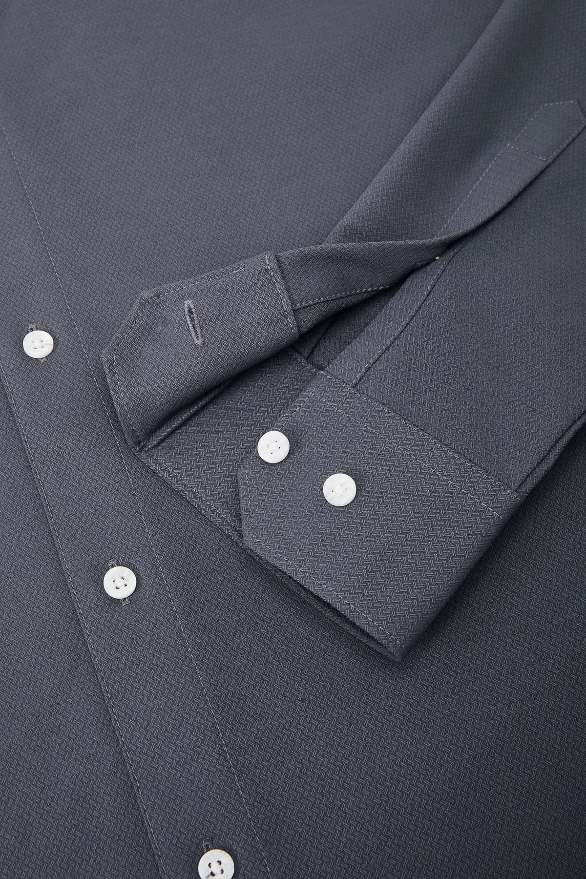 G2000 - Shirts - Non-Iron Dry Stretch Smart Fit Herringbone Shirt