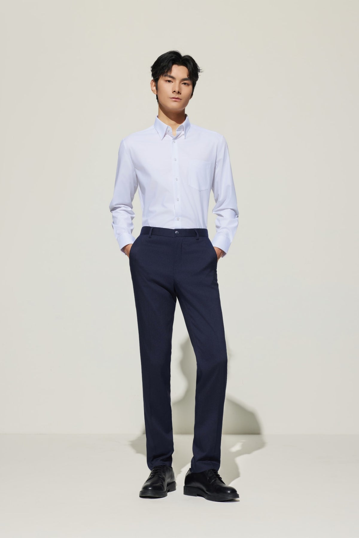 G2000 Shirts Non-Iron Silky Touch Smart Fit Poplin Shirt Polished Frost Smart