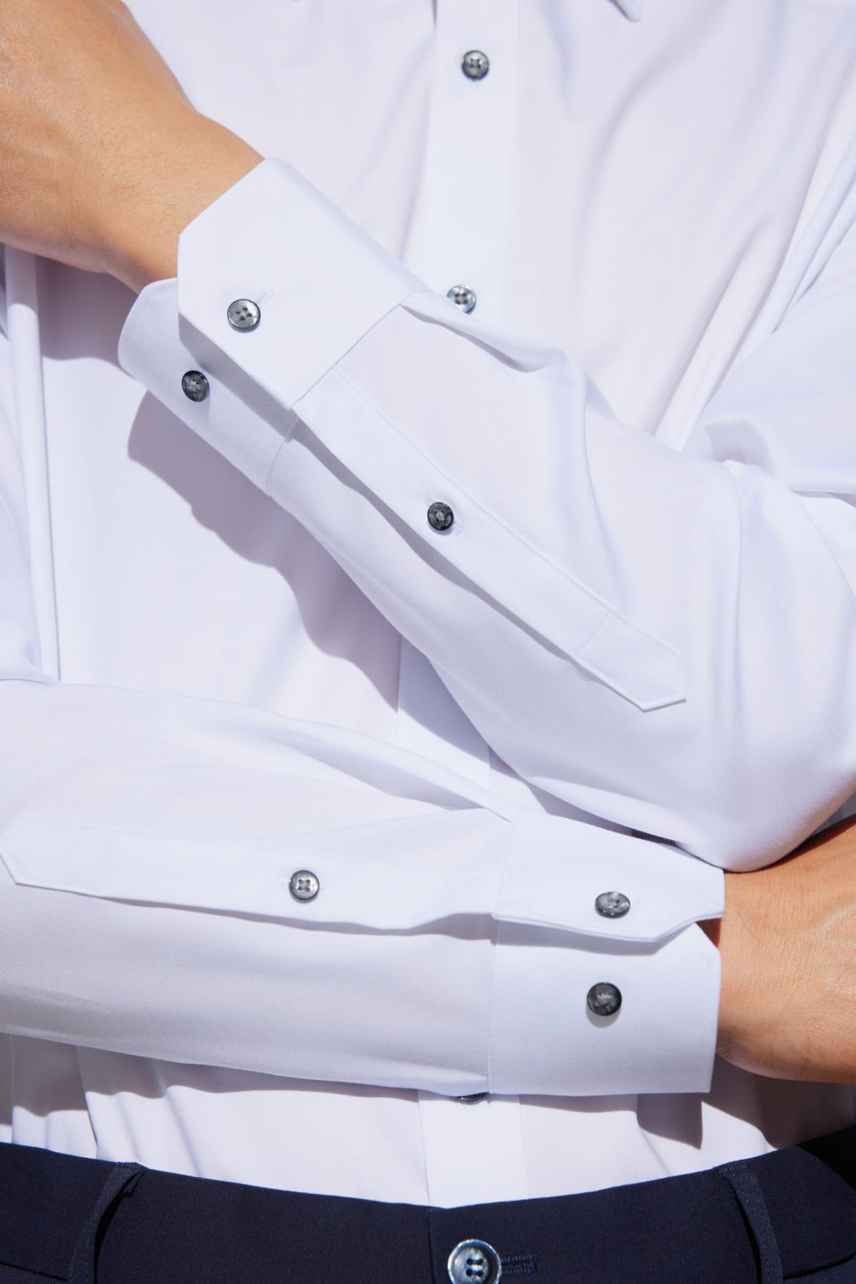 G2000 Shirts Non-Iron Silky Touch Smart Fit Twill Shirt with Design Detail