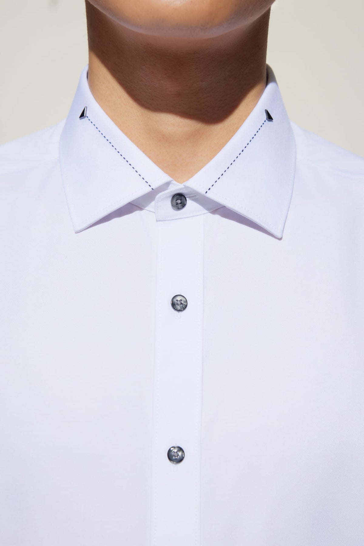 G2000 Shirts Non-Iron Silky Touch Smart Fit Twill Shirt with Design Detail