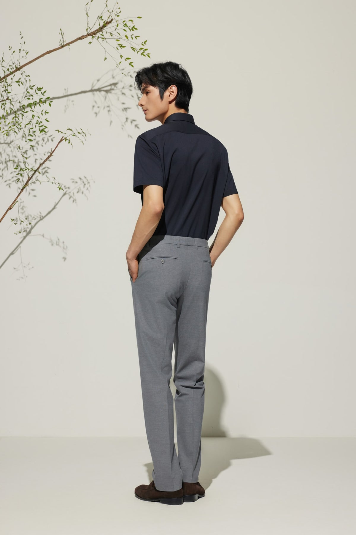 G2000 - Pants - Multi-Way Stretch Smart Fit Plain Weave Suit Pants with Elastic Waist Band