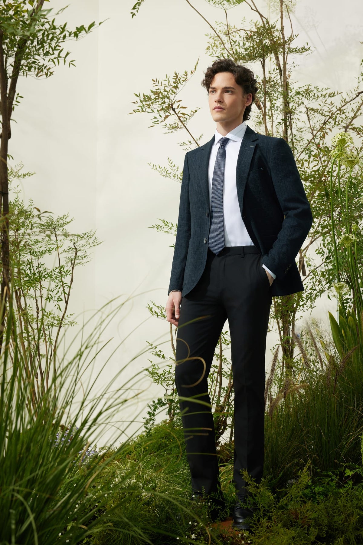 G2000 - Pants - Multi-Way Stretch Smart Fit Plain Weave Suit Pants with Elastic Waist Band