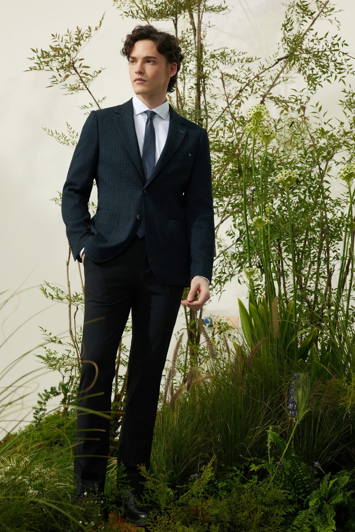 G2000 - Pants - Multi-Way Stretch Smart Fit Plain Weave Suit Pants with Elastic Waist Band