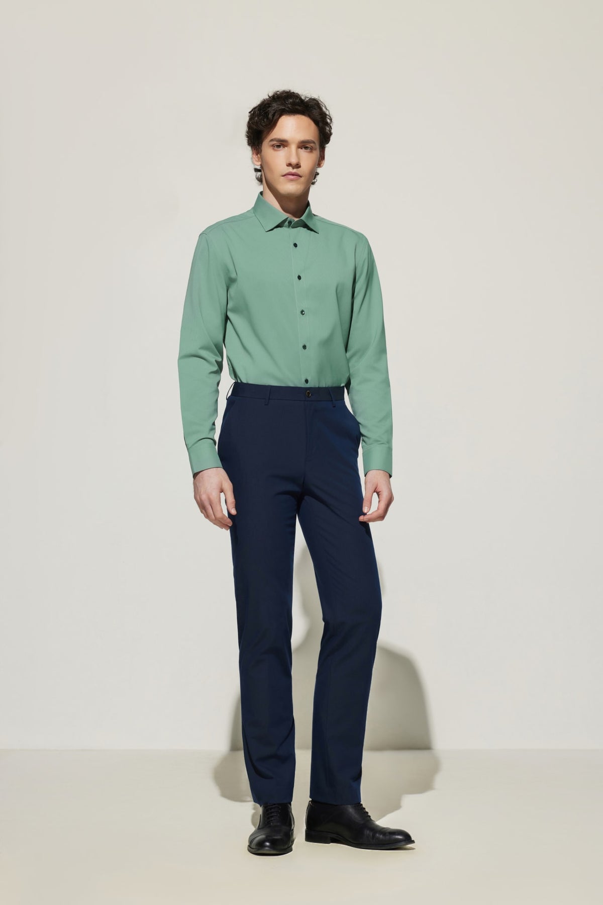 G2000 Pants Cool Touch Multi-Way Stretch Slim Fit Plain Weave Formal Pants Profound Depth Slim