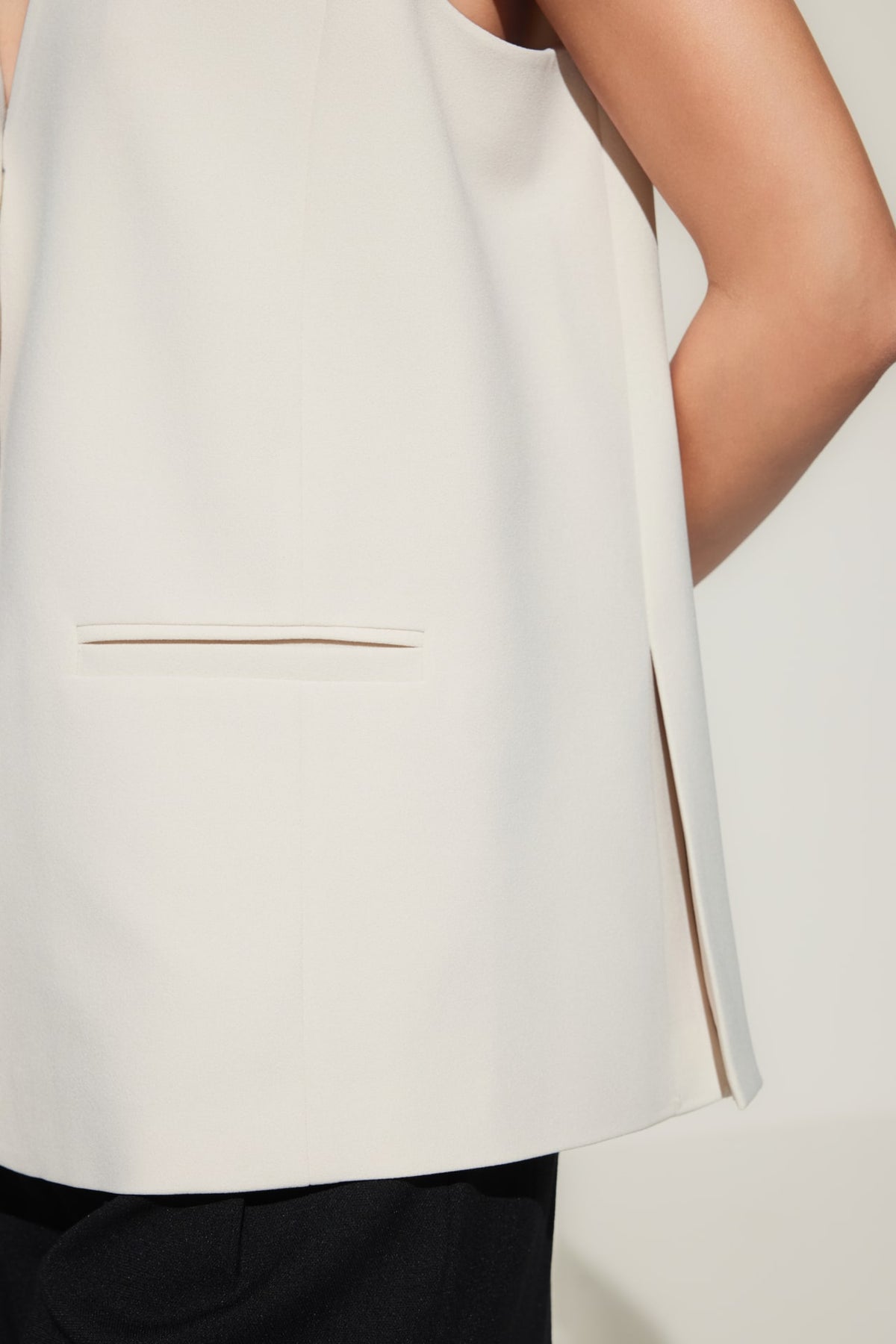 G2000 - Suits - Crepe Knit Waistcoat