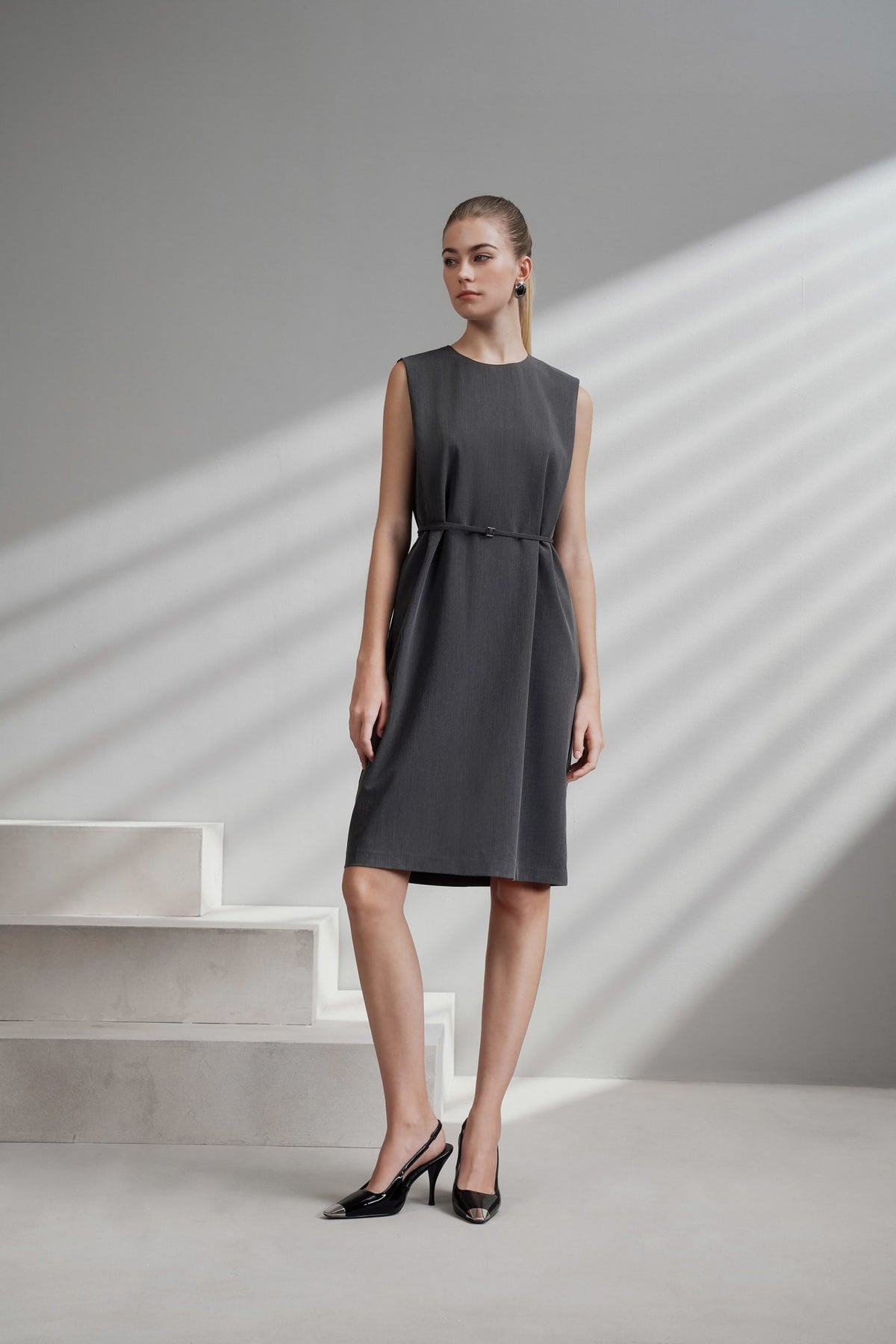 G2000 Dresses Sleeveless Tuck Detail Shift Dress Nightfall Slate Regular