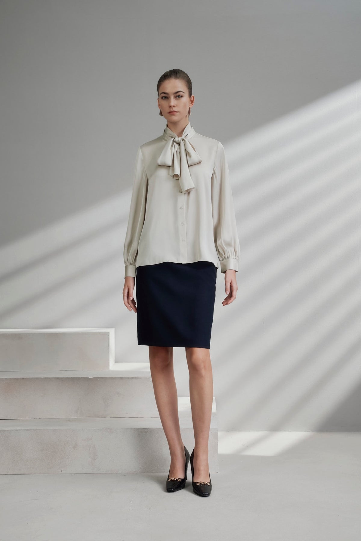 G2000 Blouses Satin Stand Collar Blouse With Detachable Contrasting Tie